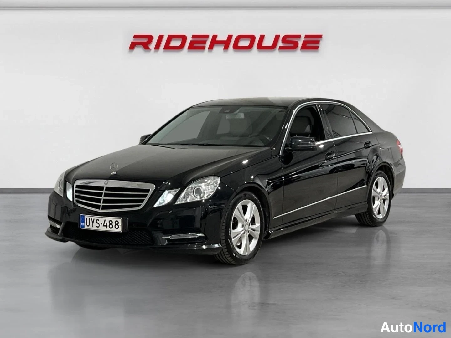 Mercedes-Benz E 2013