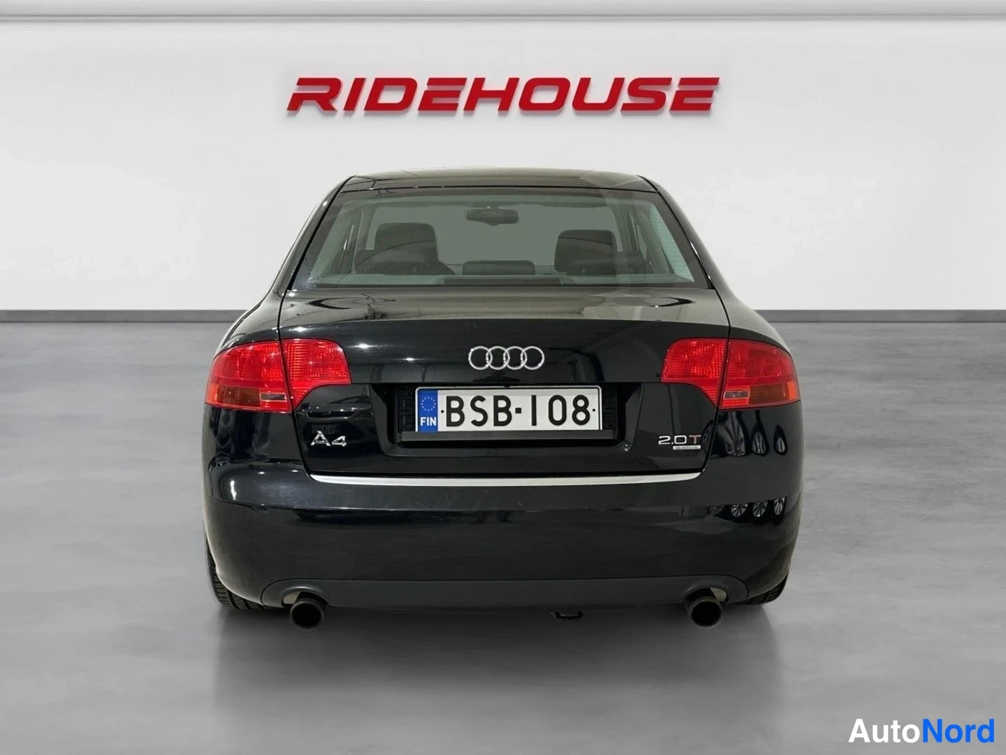 Musta Audi A4 2006, takaa, kuva 8