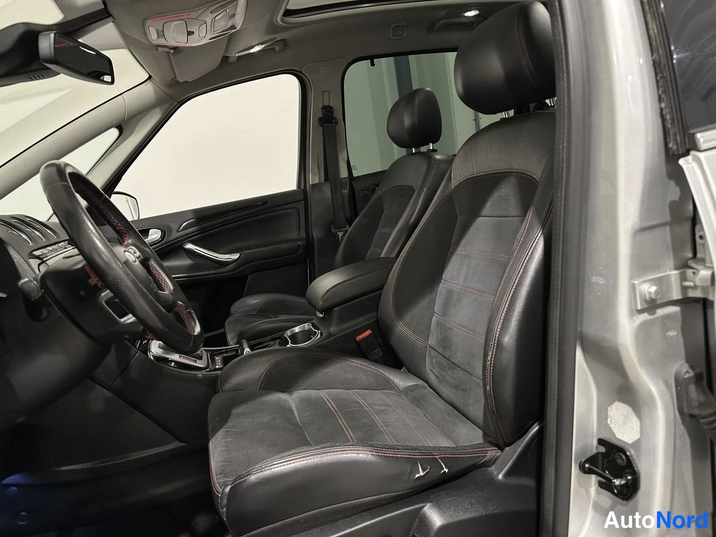 Harmaa Ford S-MAX 2012, etuistuimet, kuva 14