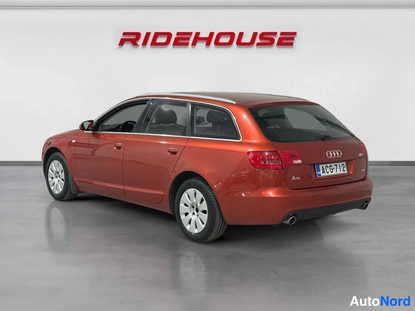 Punainen Audi A6 2005, takaviisto, kuva 7