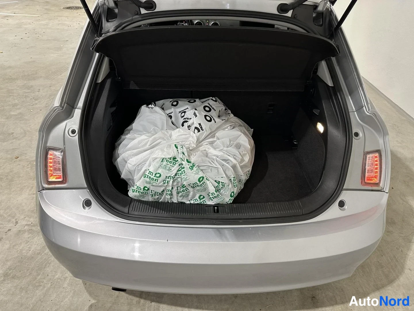 Hopea Audi A1 2014, tavaratila, kuva 13