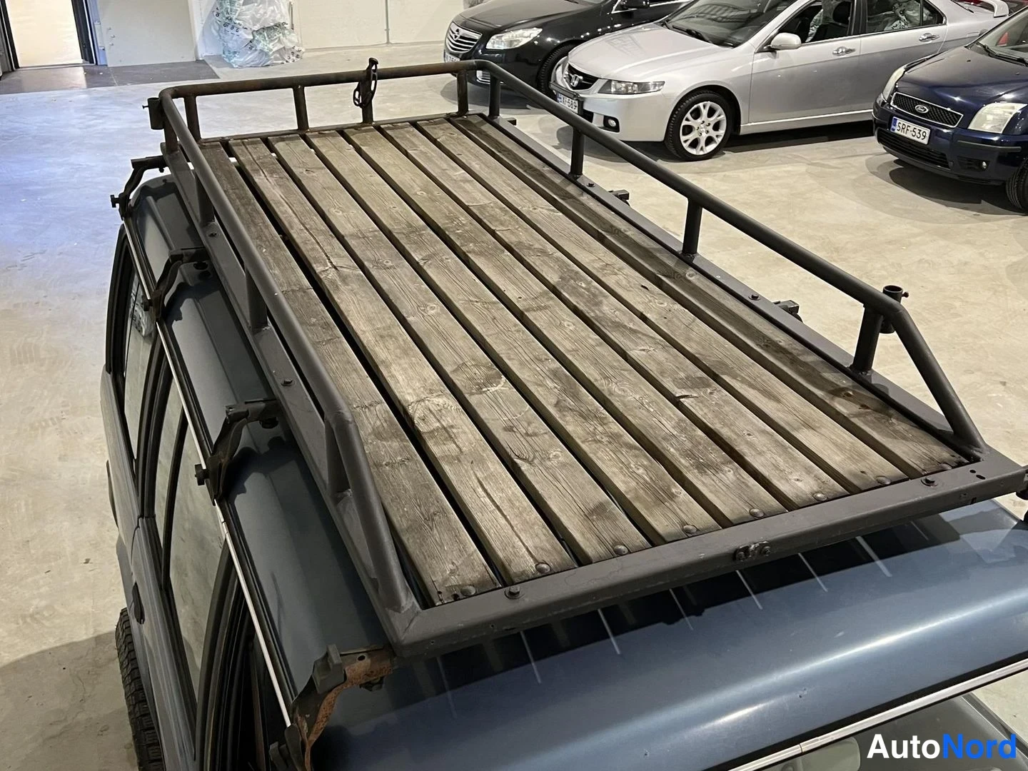 Sininen Mitsubishi Pajero 1990, yksityiskohta, kuva 18