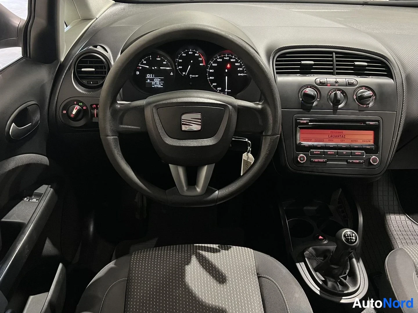 Grey Seat Altea XL 2010, cockpit, photo 11