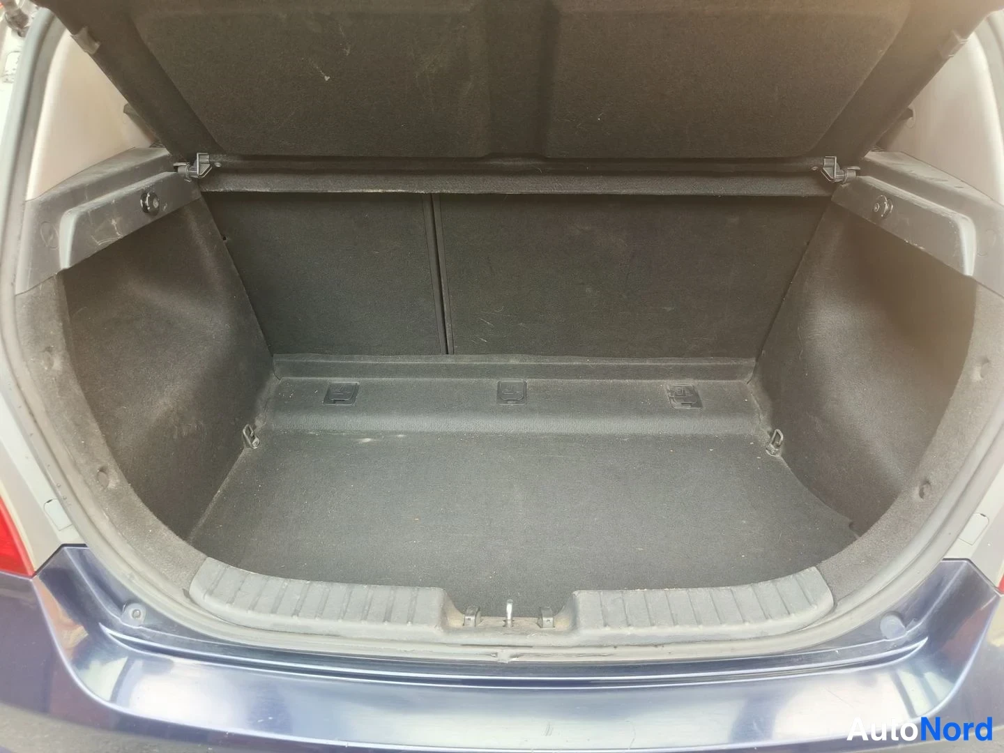 Sininen Hyundai i30 2008, tavaratila, kuva 16
