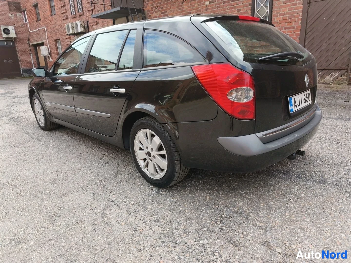 Musta Renault Laguna 2007, takaviisto, kuva 6