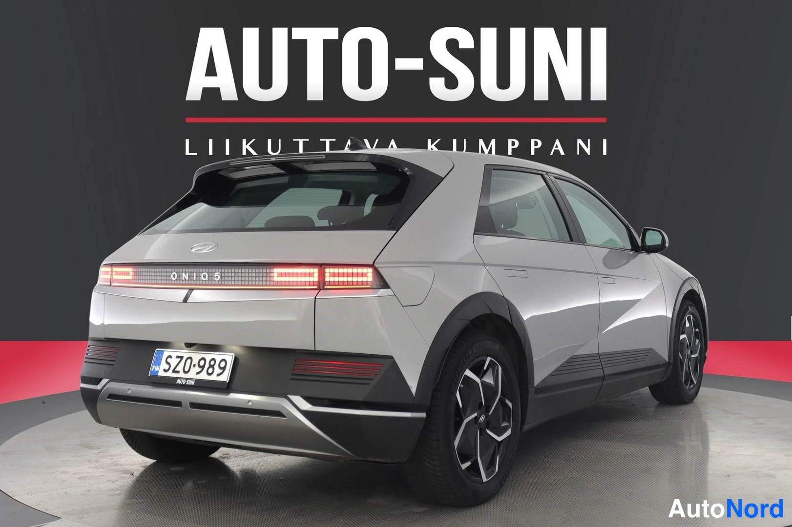 Hopea Hyundai IONIQ 5 2023, takaviisto, kuva 5