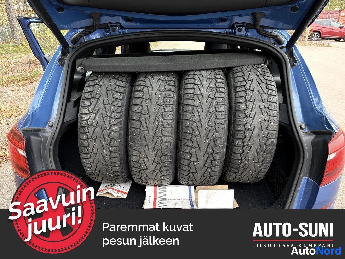 Sininen BMW 225e xDrive 2016, tavaratila, kuva 5