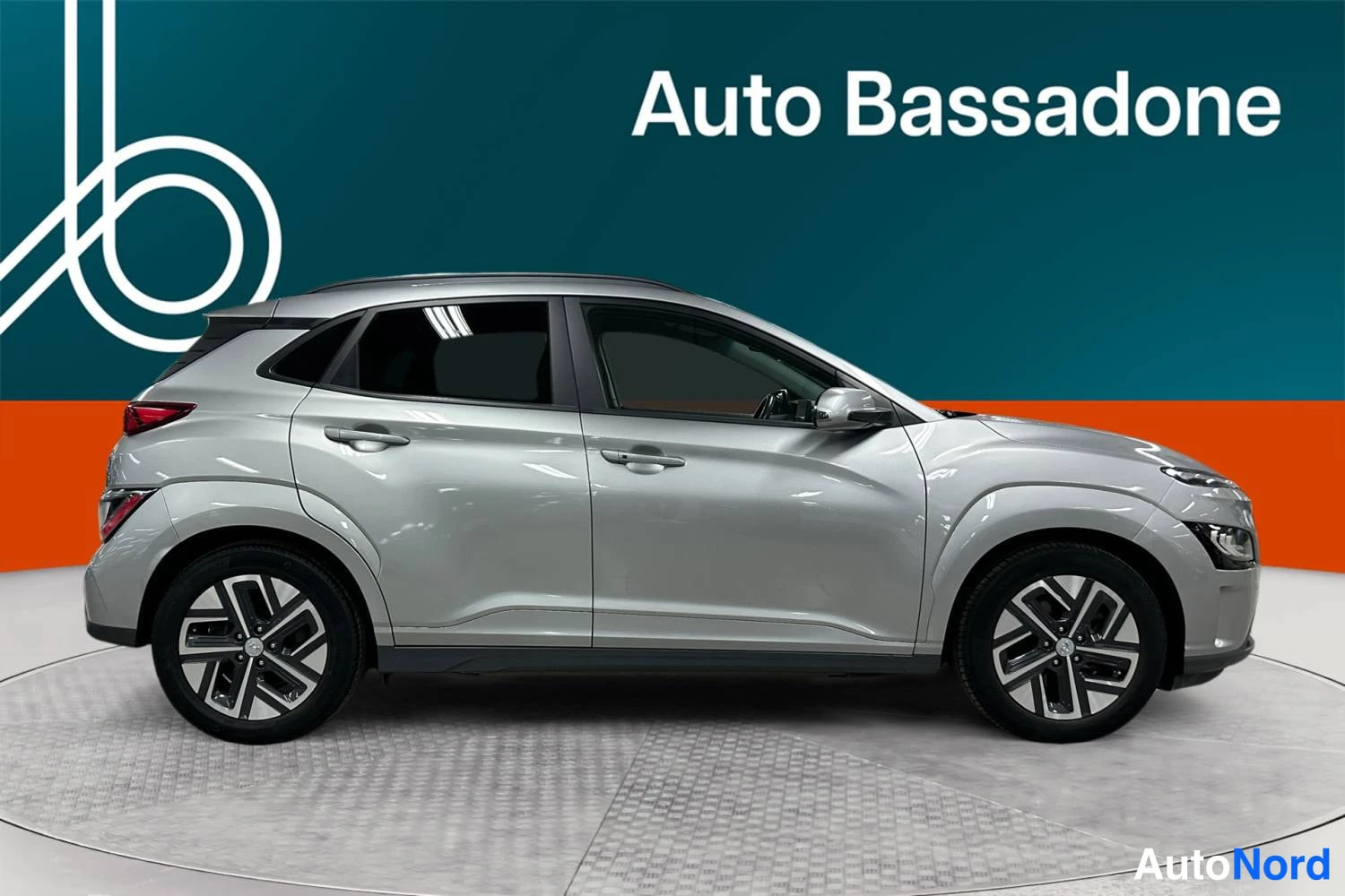 Hopea Hyundai Kona electric 2021, sivulta, kuva 5