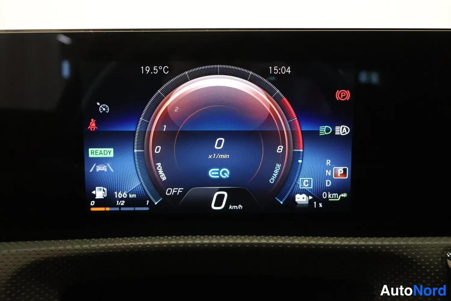 Vit Mercedes-Benz CLA 250 e 2021, detalj, bild 15