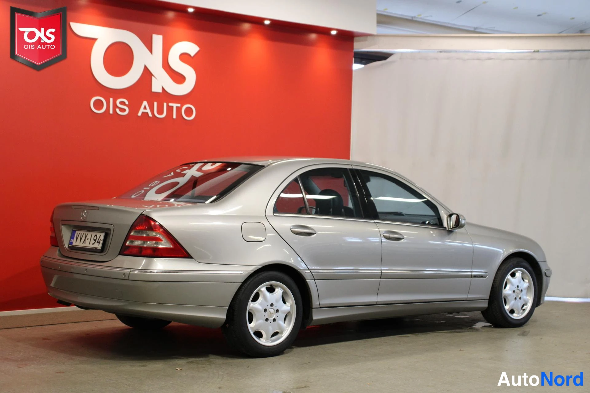 Harmaa Mercedes-Benz C 270 CDI 2004, takaviisto, kuva 5