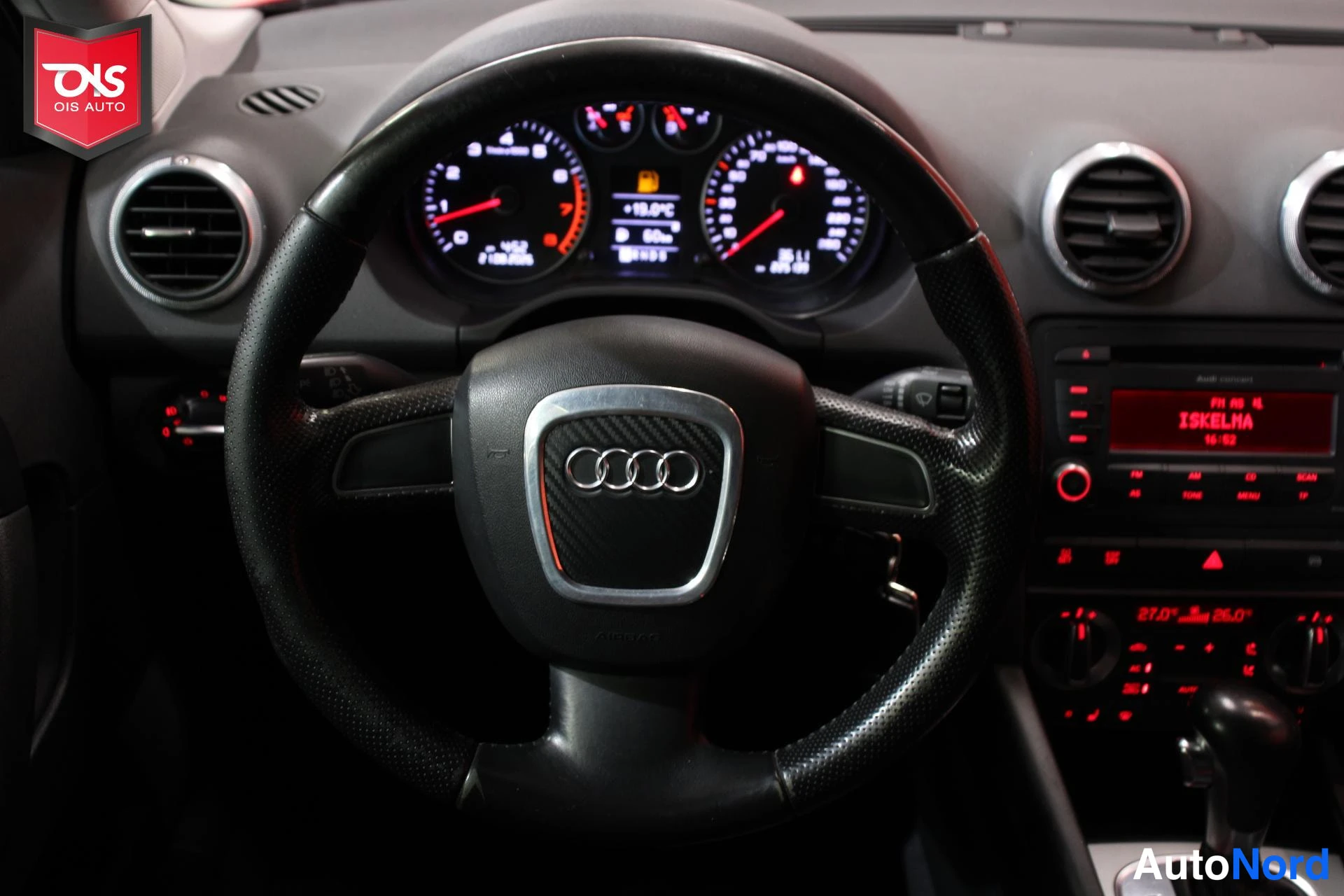 Punainen Audi A3 Sportback 2008, yksityiskohta, kuva 15