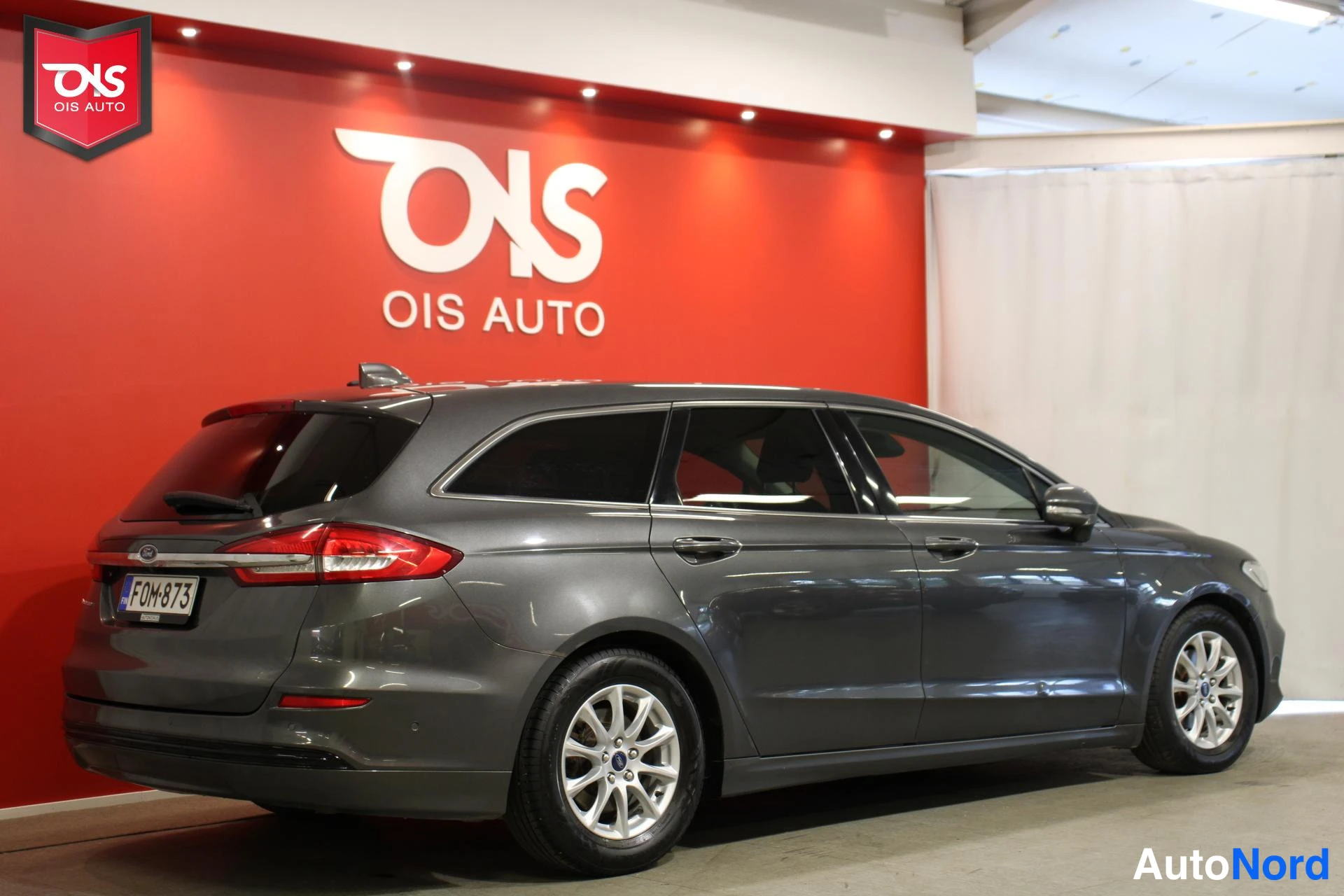 Harmaa Ford Mondeo 2020, takaviisto, kuva 5
