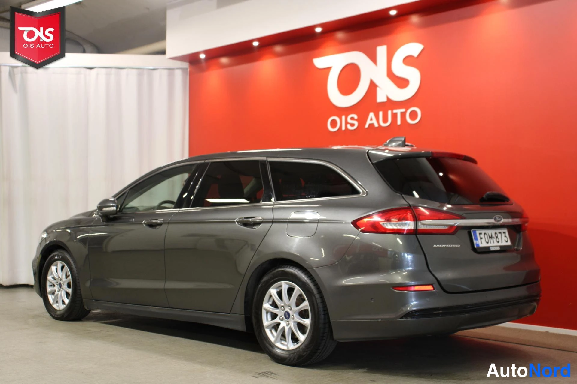 Harmaa Ford Mondeo 2020, takaviisto, kuva 8