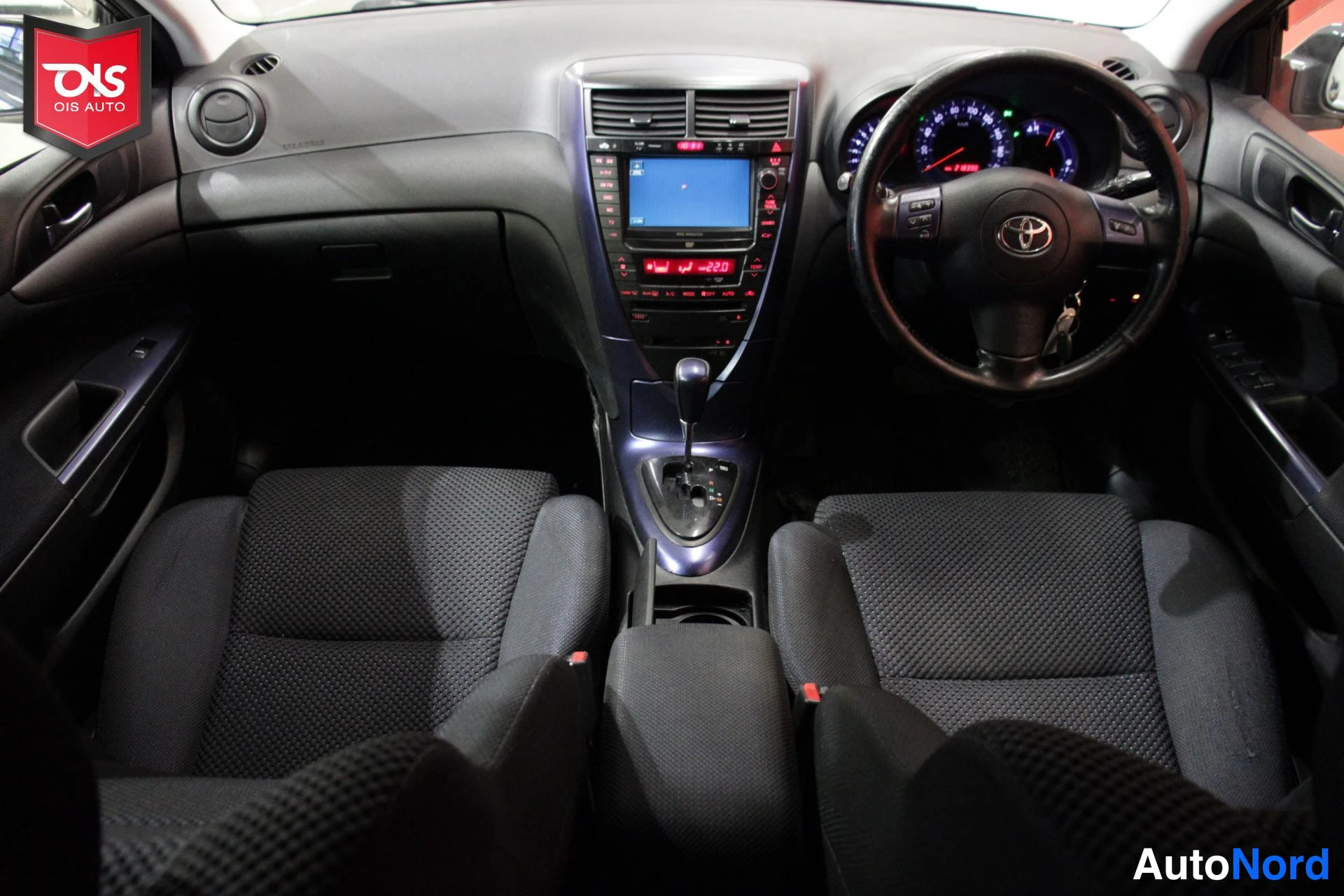 Grey Toyota CALDINA 2002, cockpit, photo 12