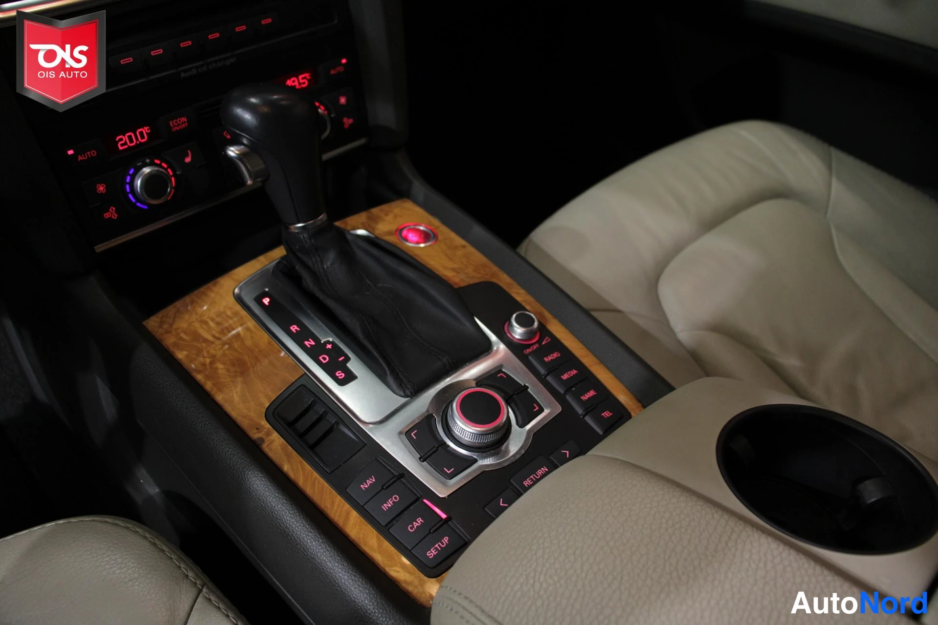 Harmaa Audi Quattro 2007, yksityiskohta, kuva 19