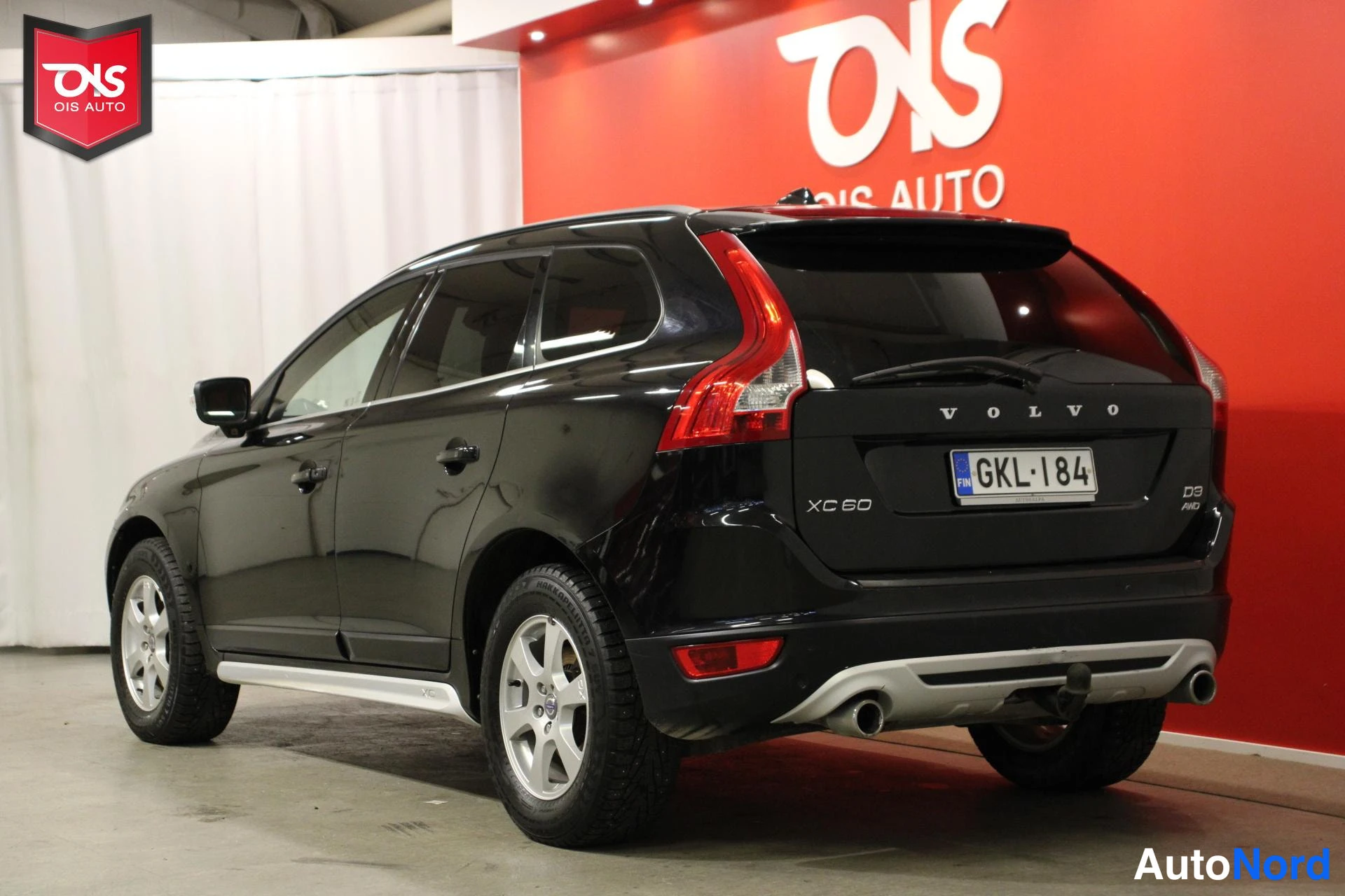 Musta Volvo XC60 2012, takaviisto, kuva 6