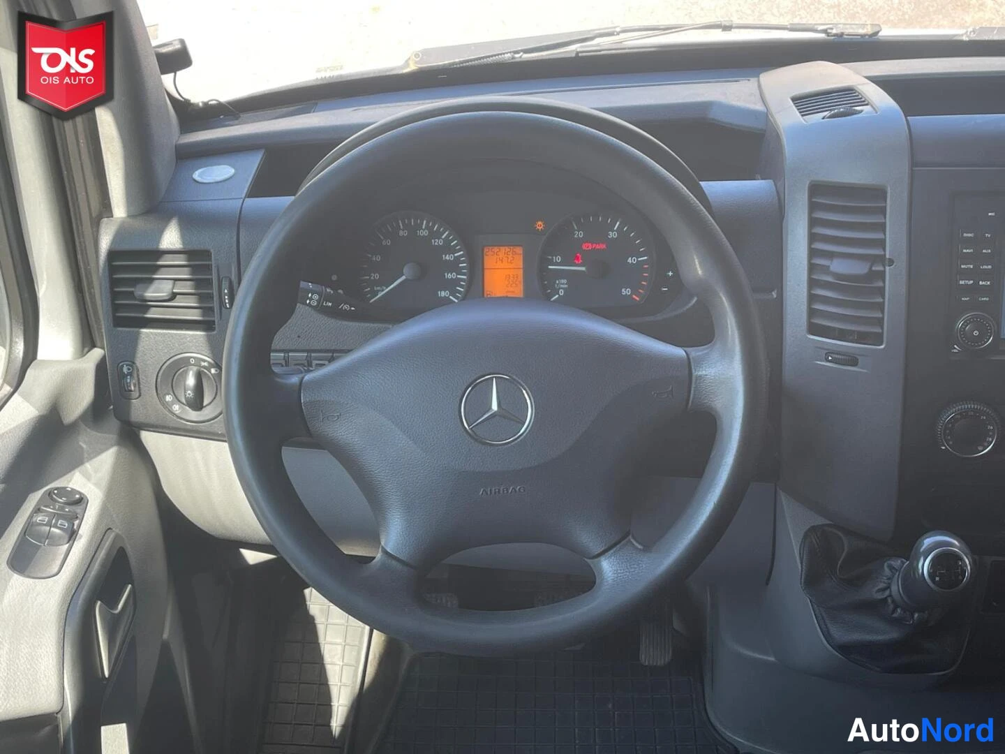 Hopea Mercedes-Benz Sprinter 2014, yksityiskohta, kuva 32
