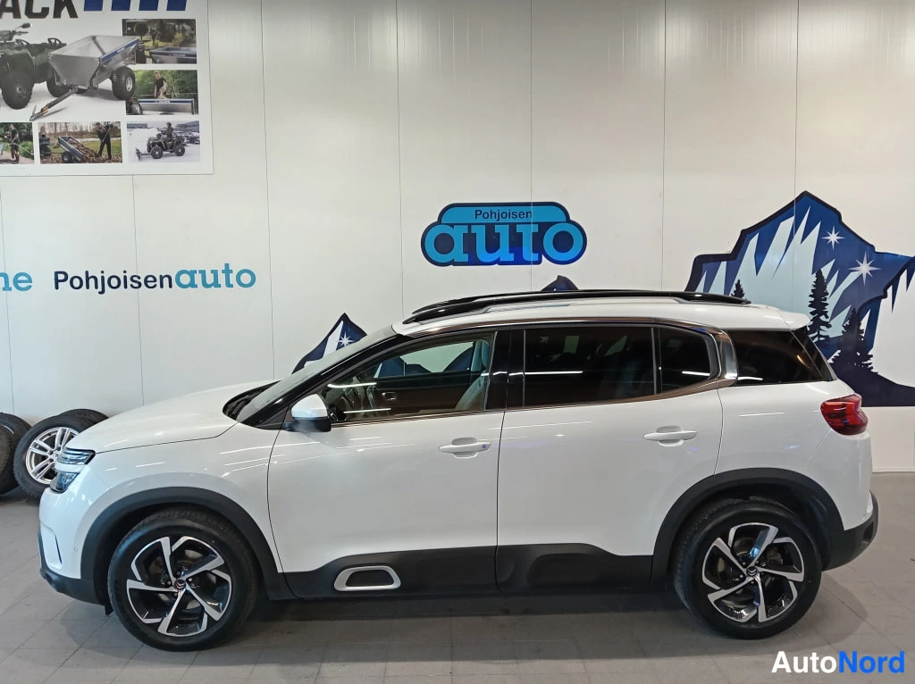 Valkoinen Citroen C5 Aircross 2020, sivulta, kuva 5