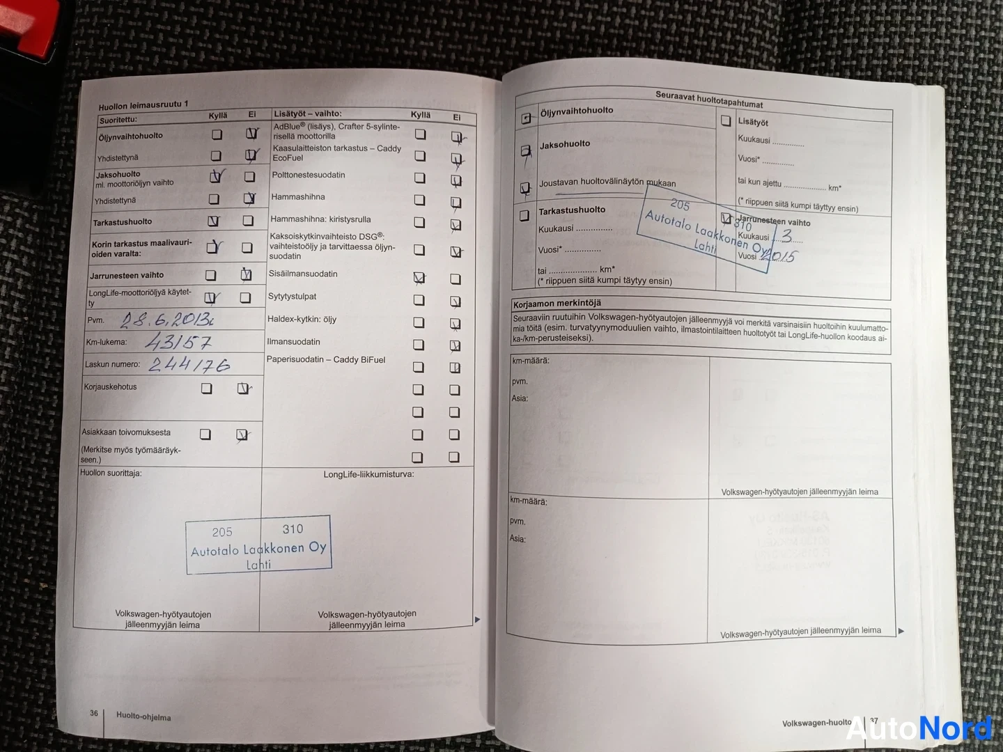 Valkoinen Volkswagen Caravelle 2012, kuva 24