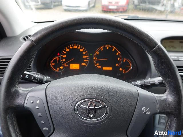 Hopea Toyota AVENSIS 2004, yksityiskohta, kuva 32