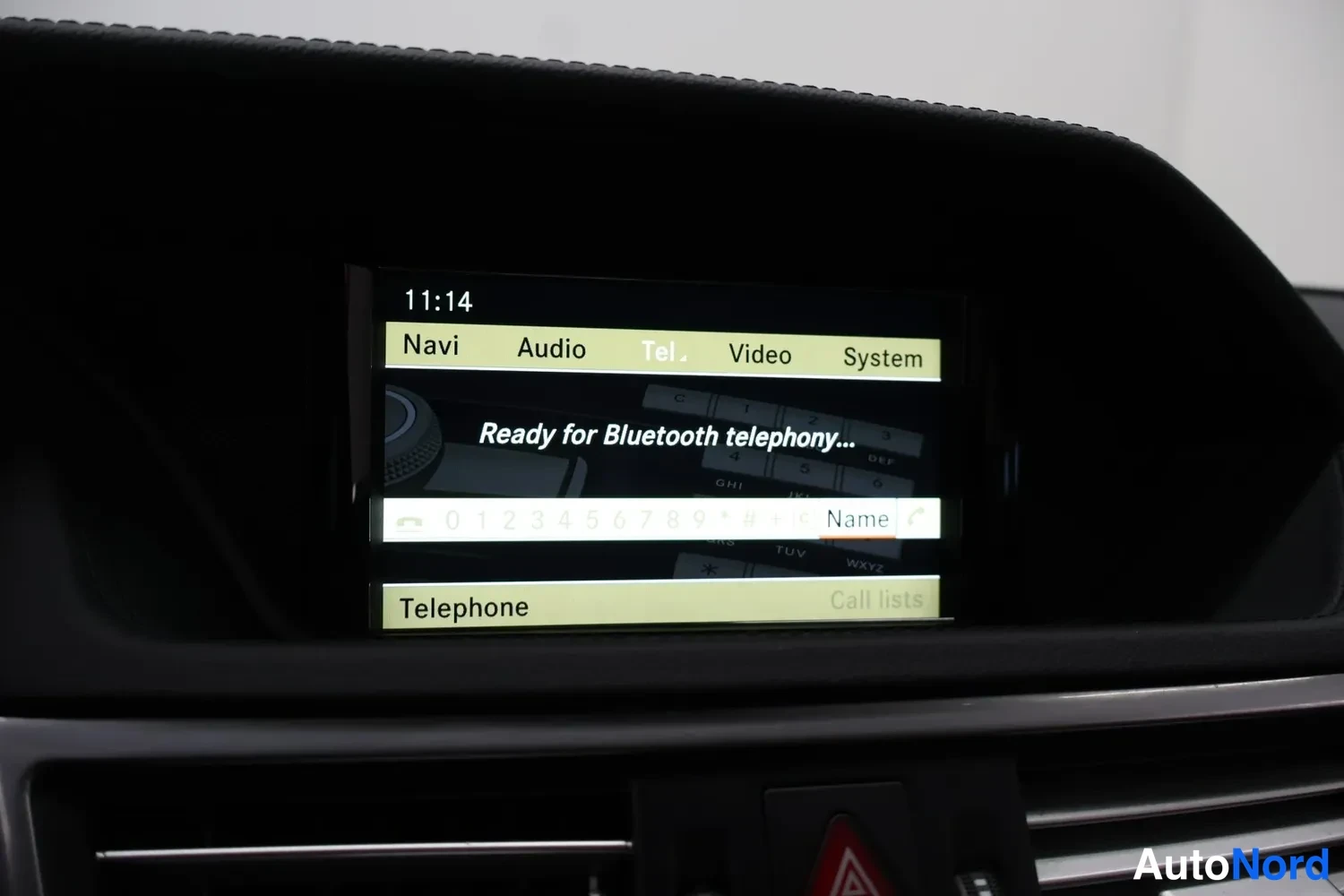Musta Mercedes-Benz E 350 CDI 4MATIC 2011, yksityiskohta, kuva 35