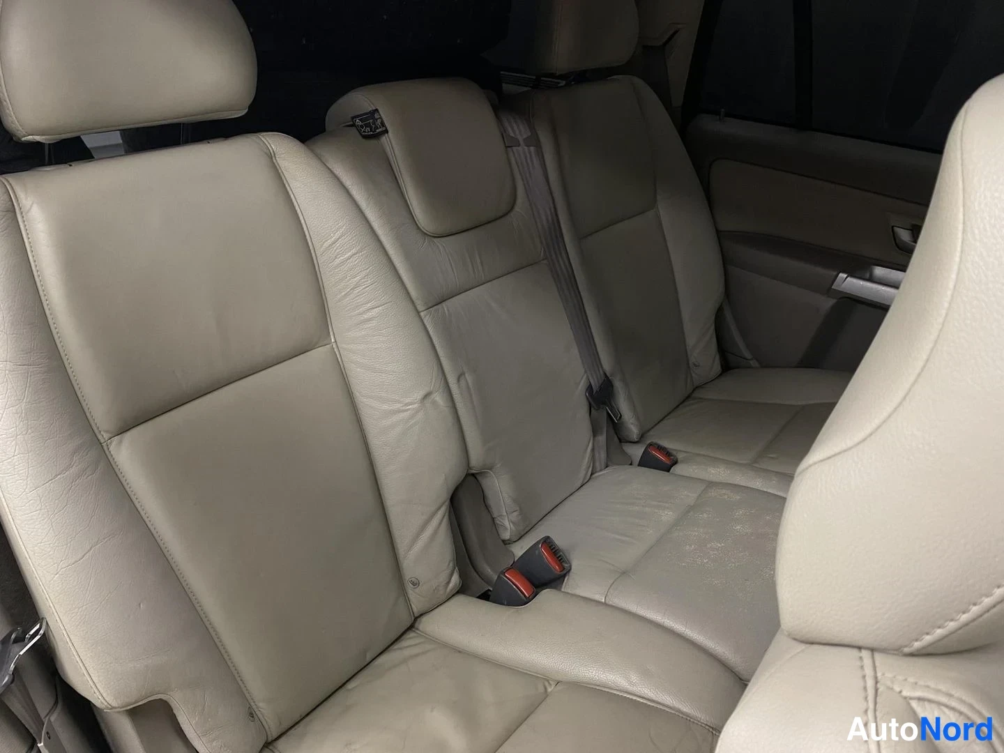 Harmaa Volvo XC90 2004, kuva 17