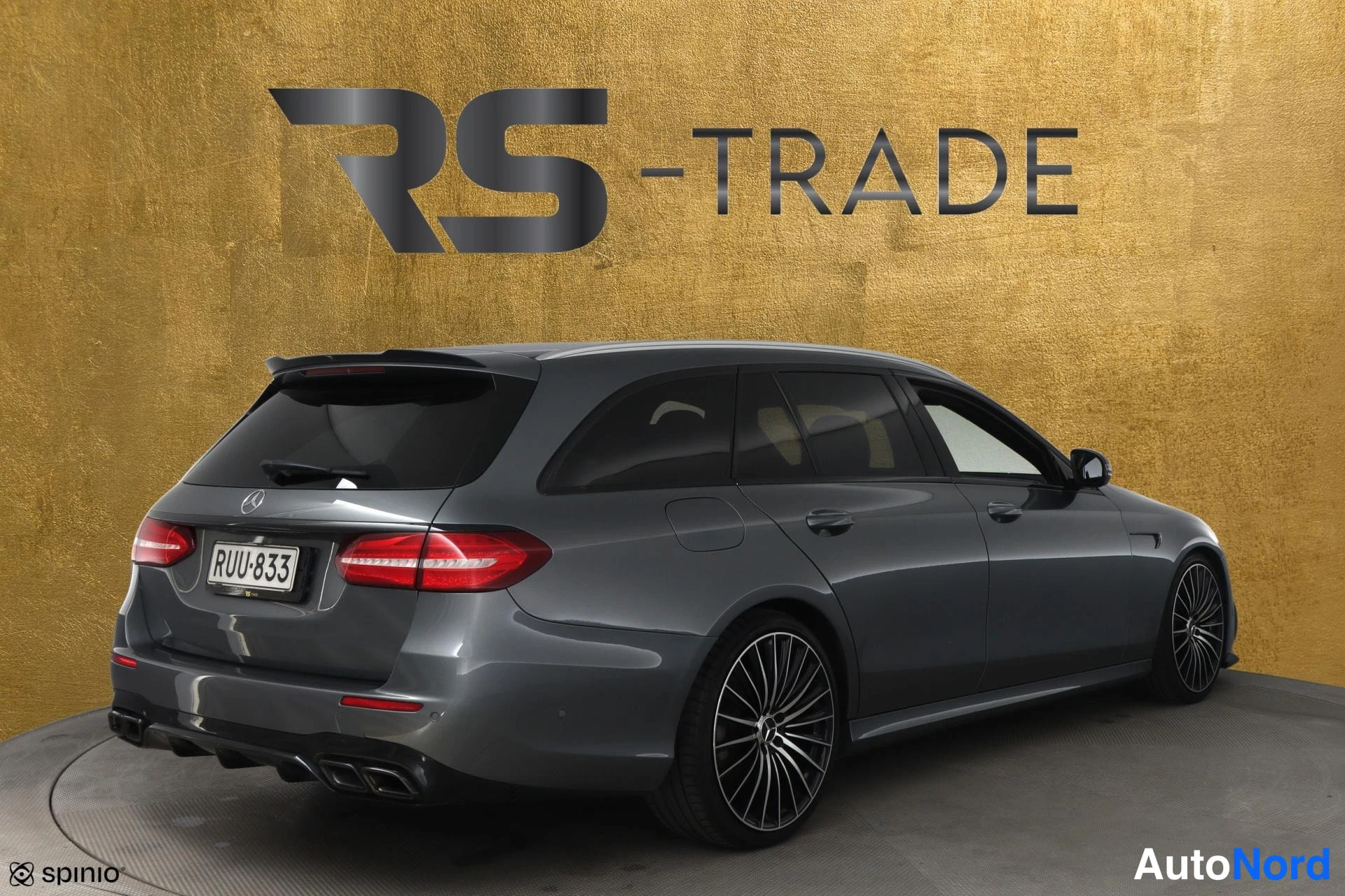 Harmaa Mercedes-Benz E 2017, takaviisto, kuva 4