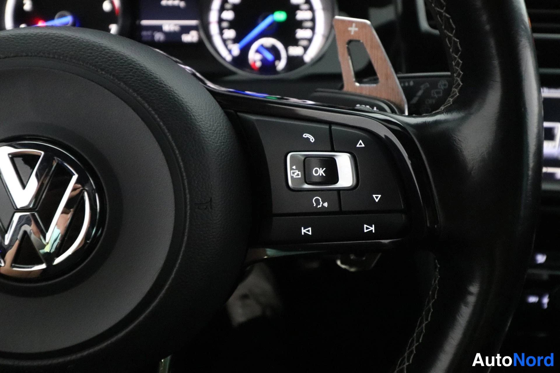 Svart Volkswagen Golf 2014, detalj, bild 16