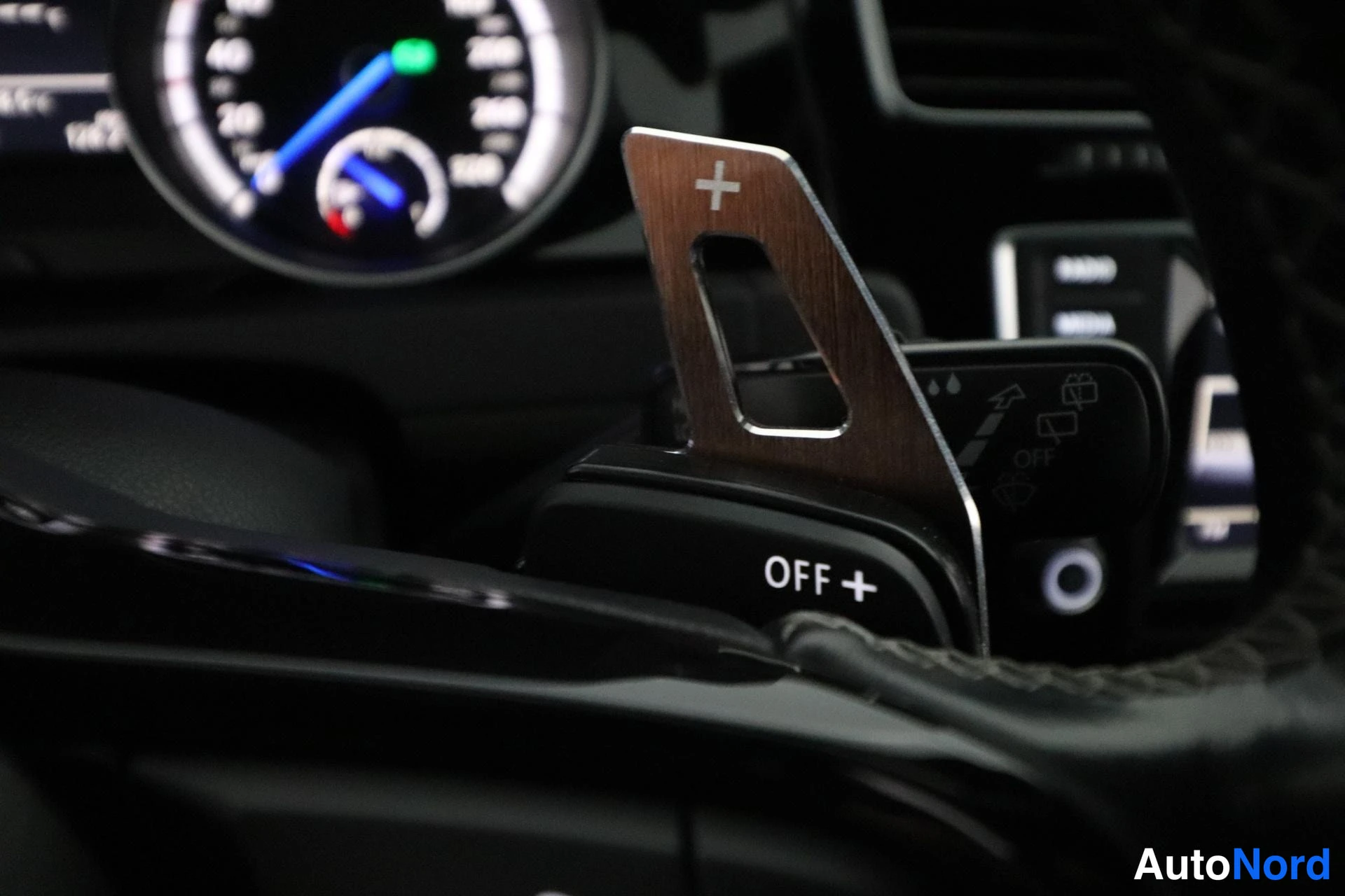 Svart Volkswagen Golf 2014, detalj, bild 18