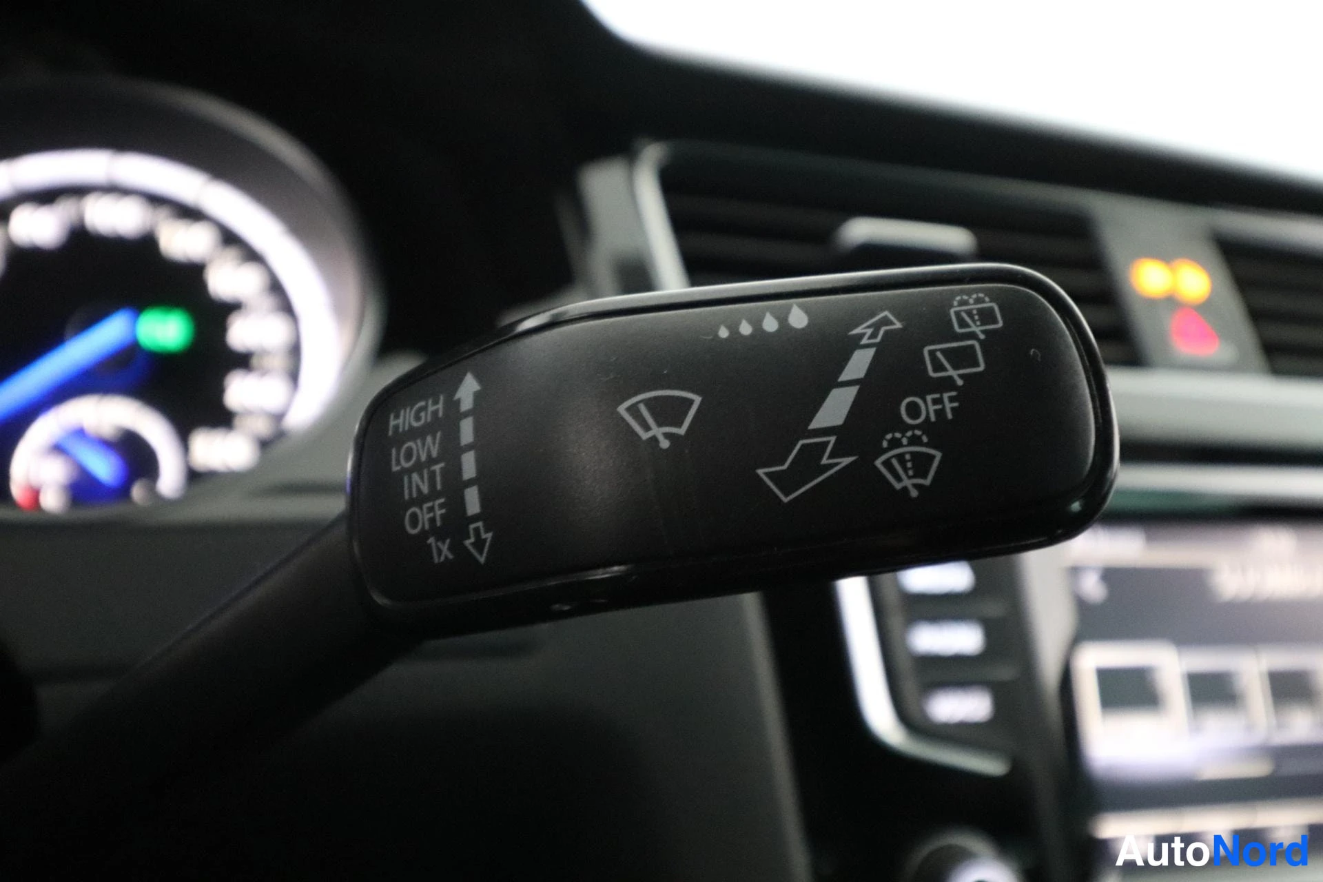 Svart Volkswagen Golf 2014, detalj, bild 20