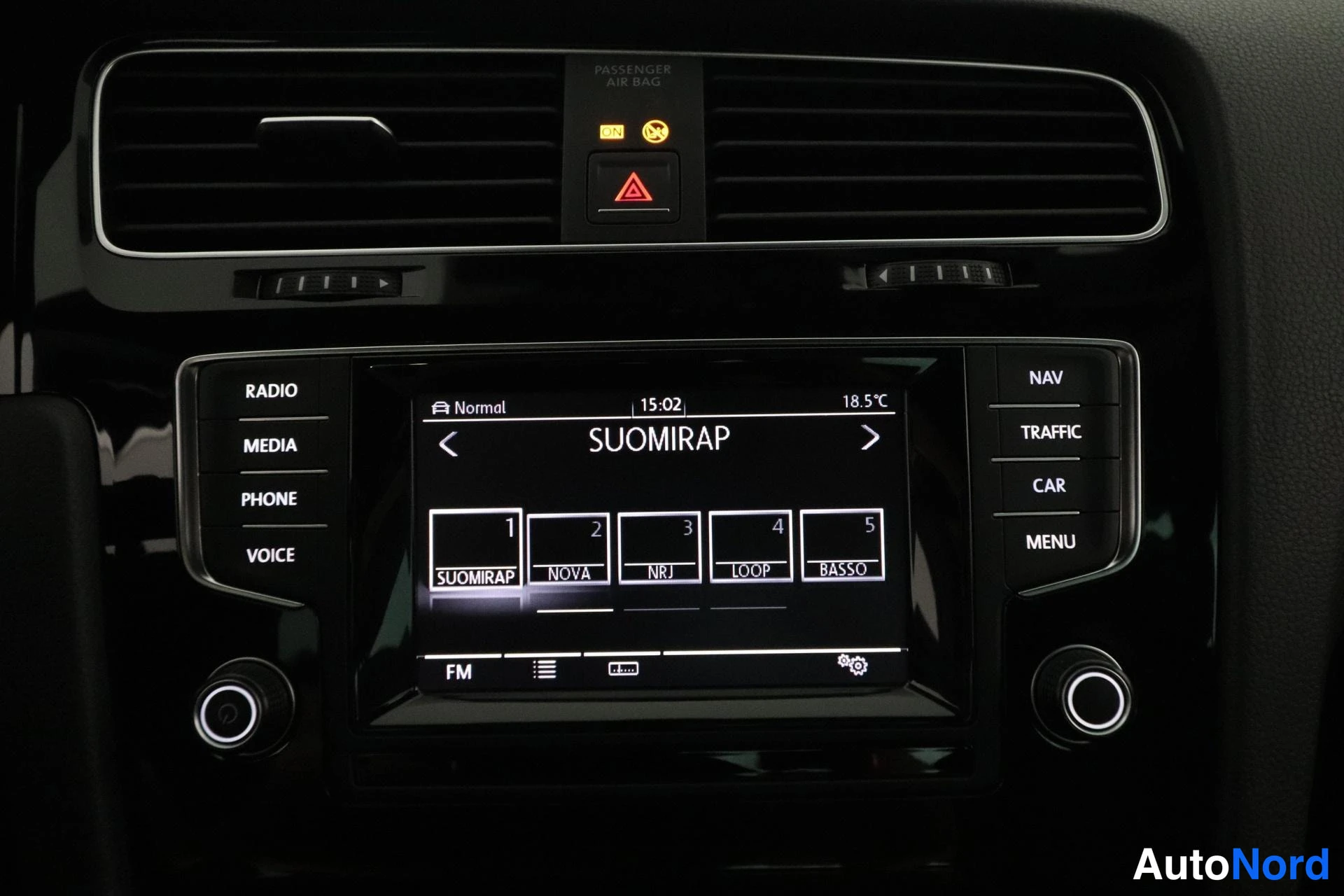 Svart Volkswagen Golf 2014, detalj, bild 22