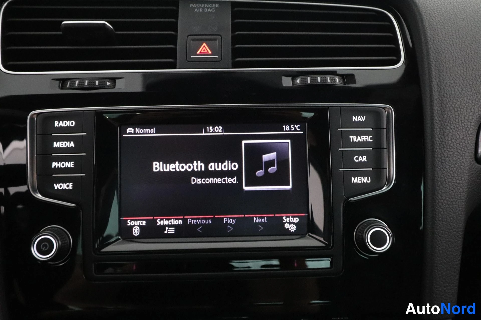 Svart Volkswagen Golf 2014, detalj, bild 23