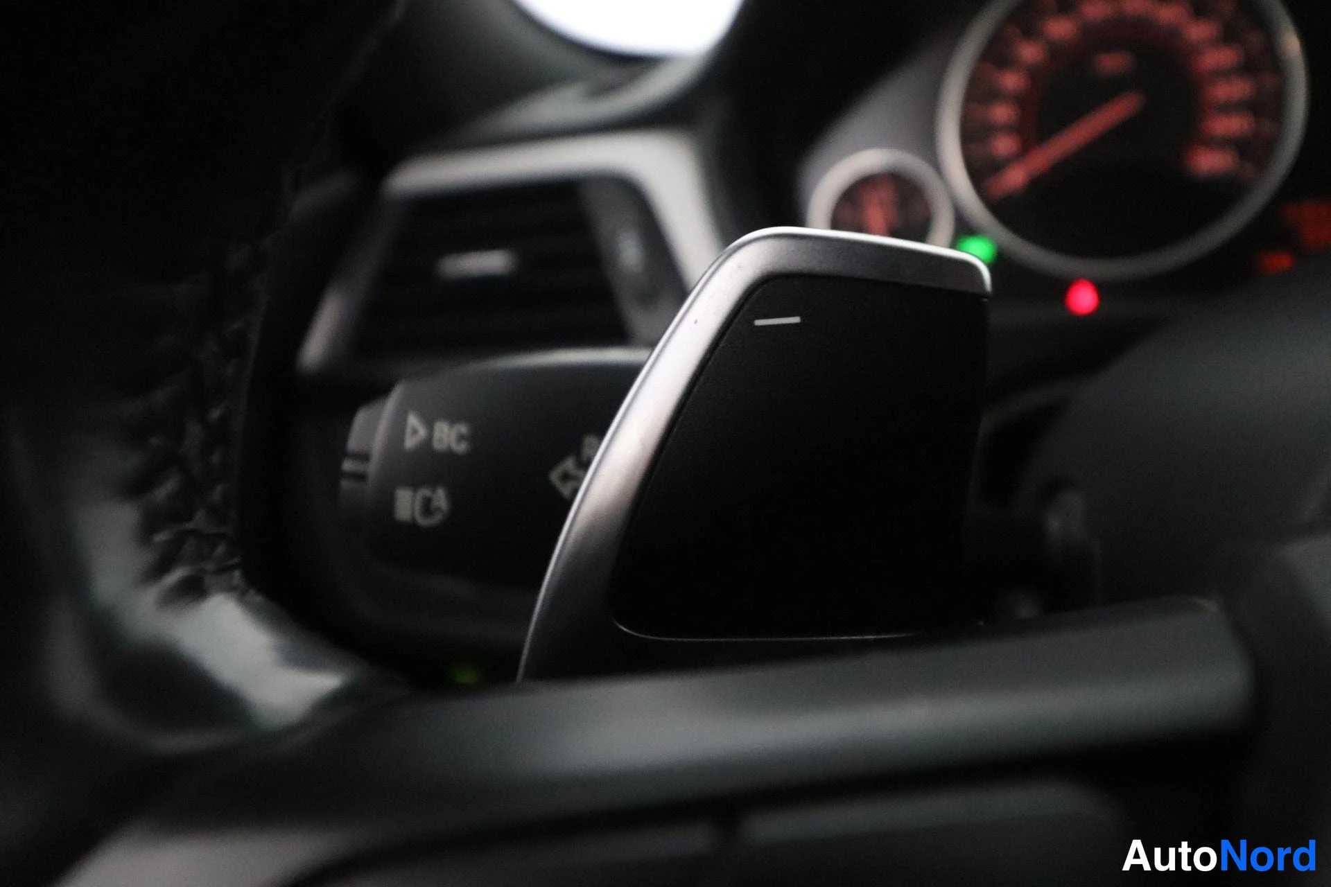 Valkoinen BMW 435d xDrive 2014, yksityiskohta, kuva 18