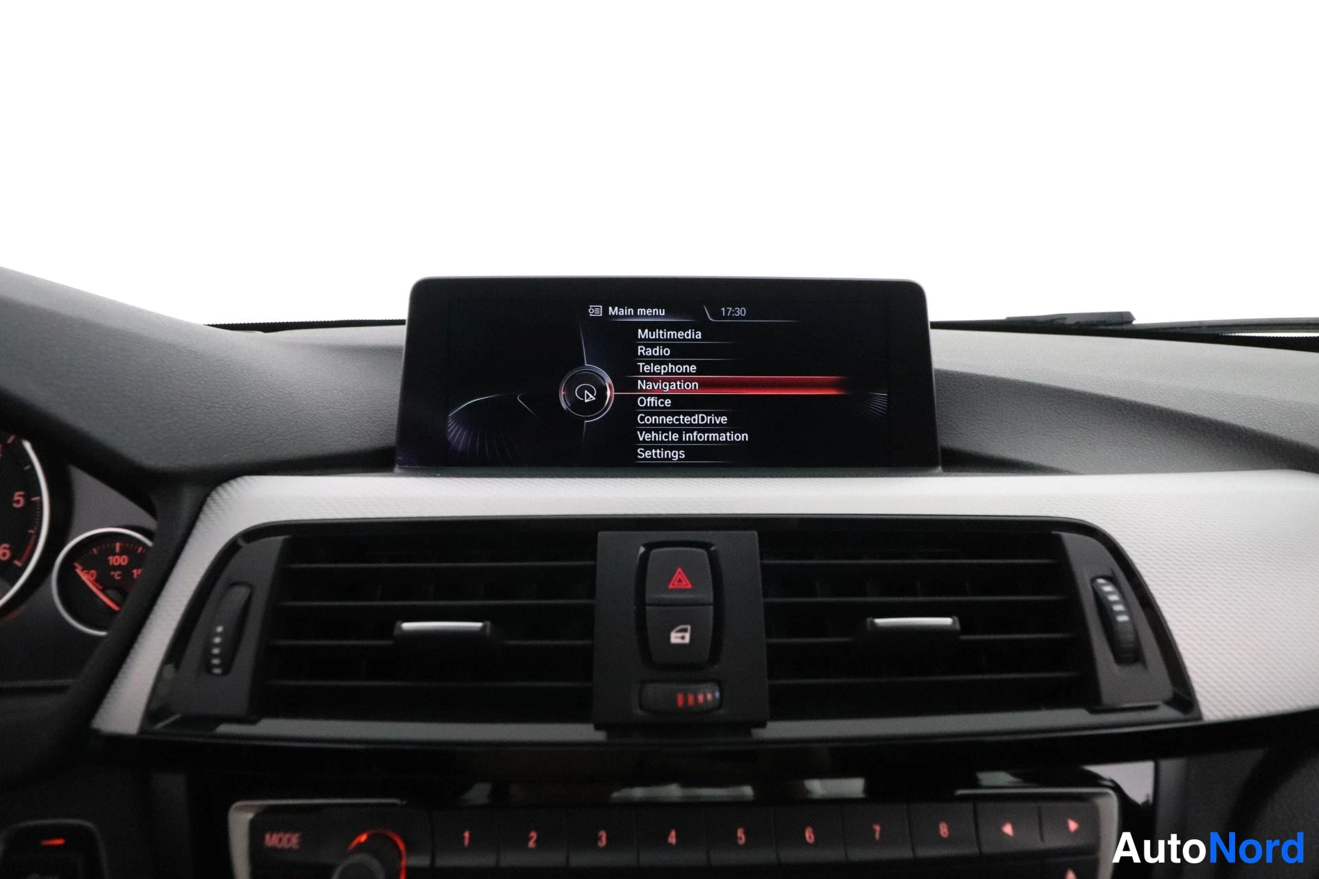 Valkoinen BMW 435d xDrive 2014, yksityiskohta, kuva 21