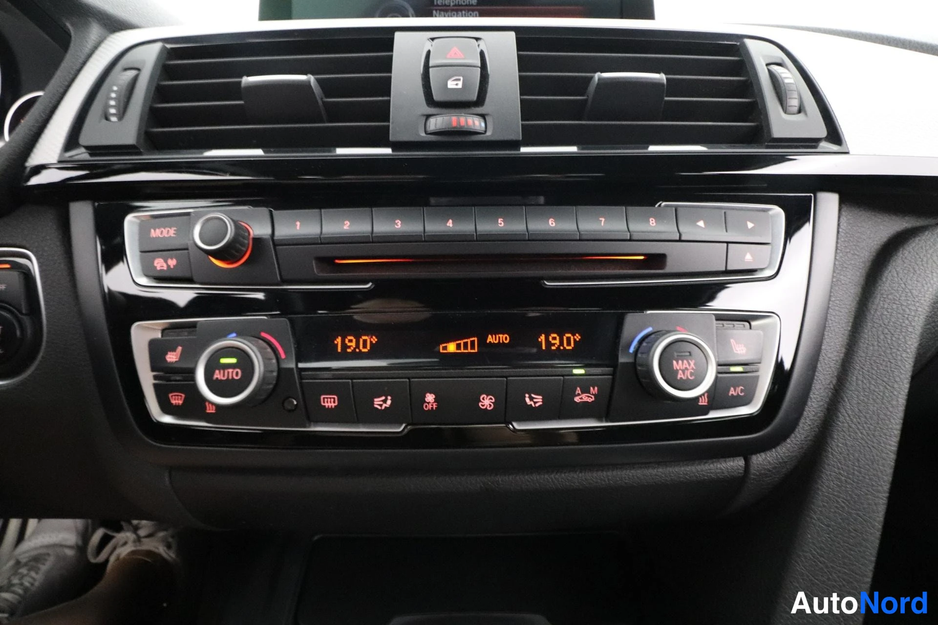 Valkoinen BMW 435d xDrive 2014, yksityiskohta, kuva 26