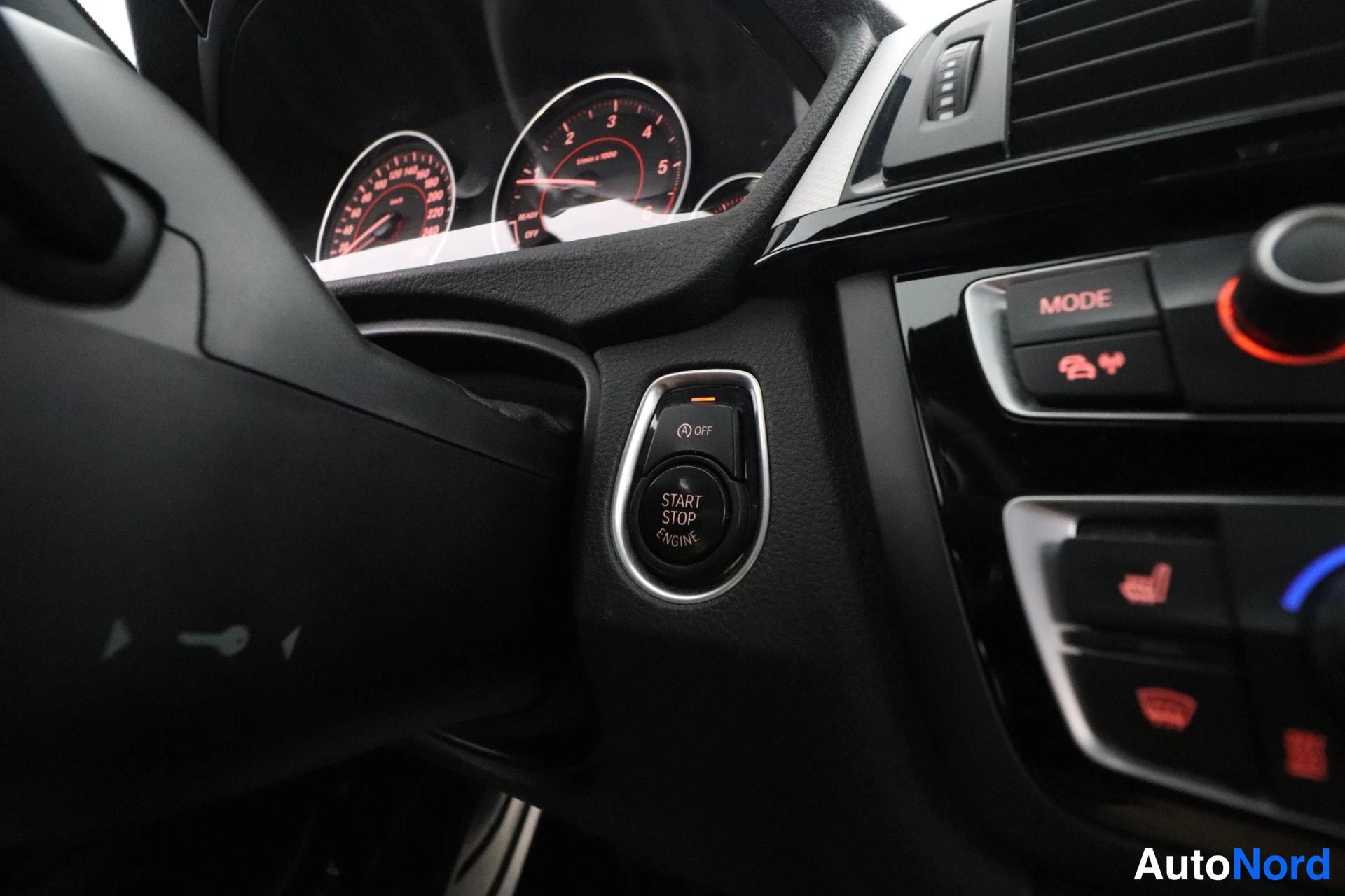 Valkoinen BMW 435d xDrive 2014, yksityiskohta, kuva 31
