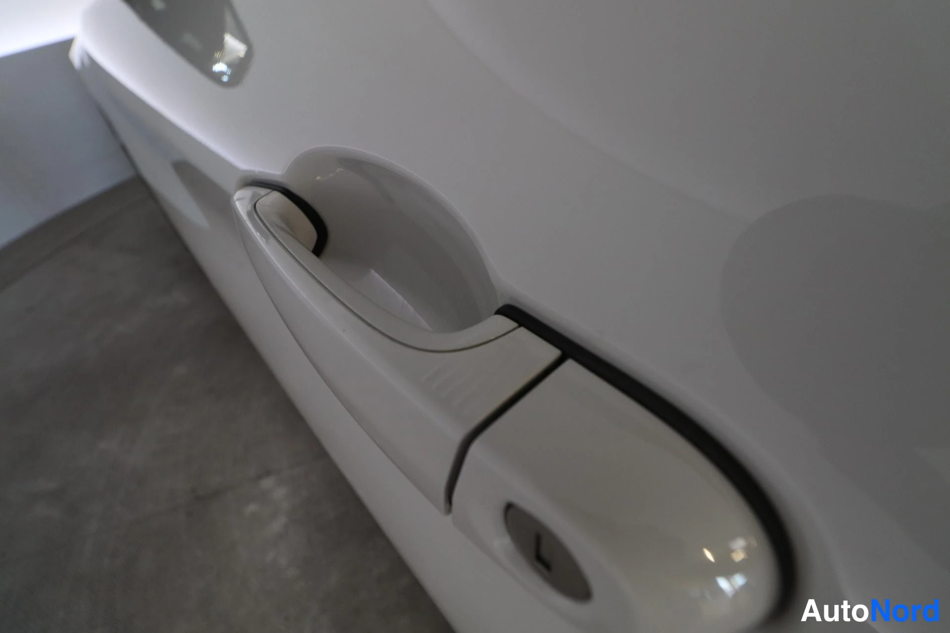 Valkoinen BMW 435d xDrive 2014, yksityiskohta, kuva 36