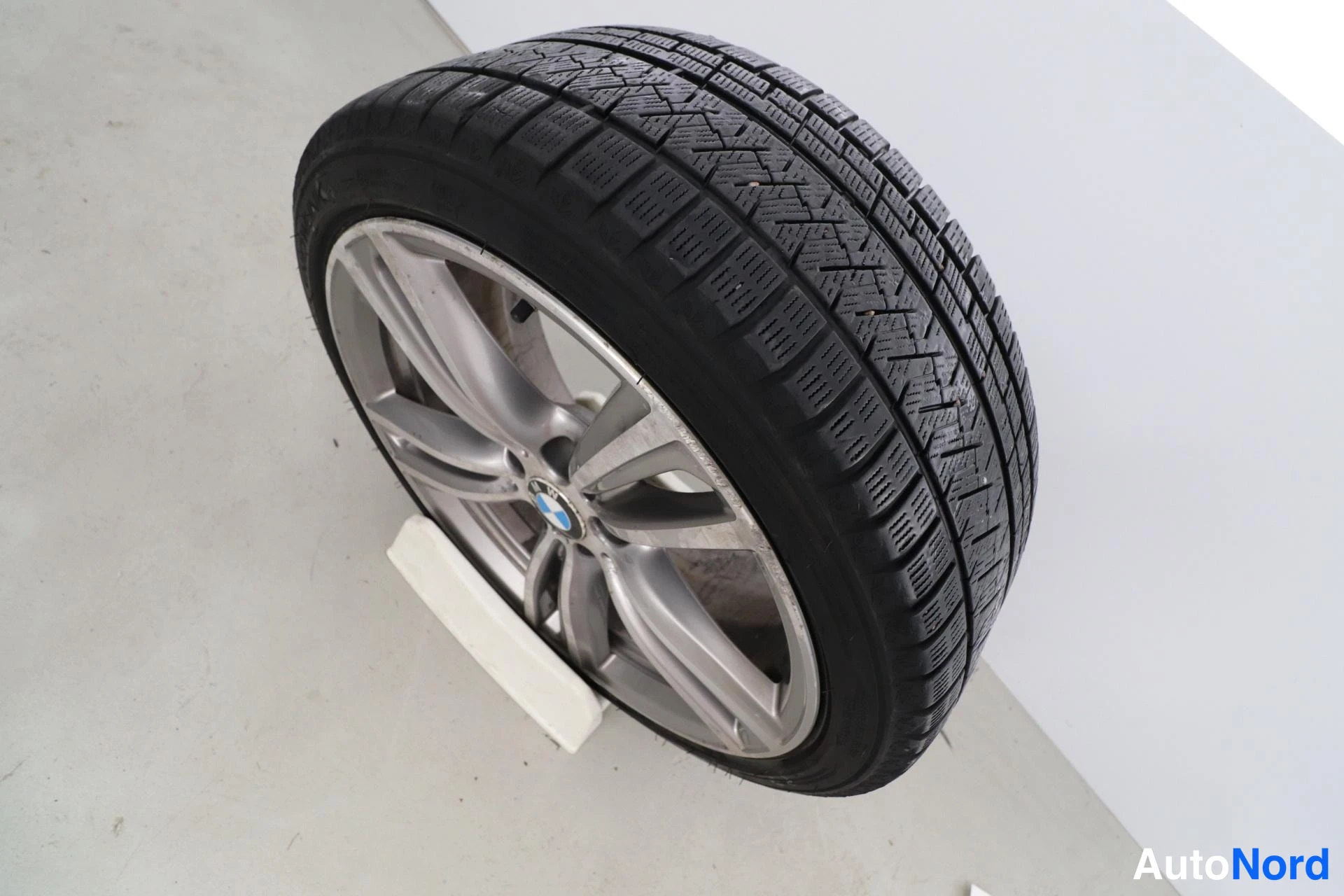 Valkoinen BMW 435d xDrive 2014, yksityiskohta, kuva 38
