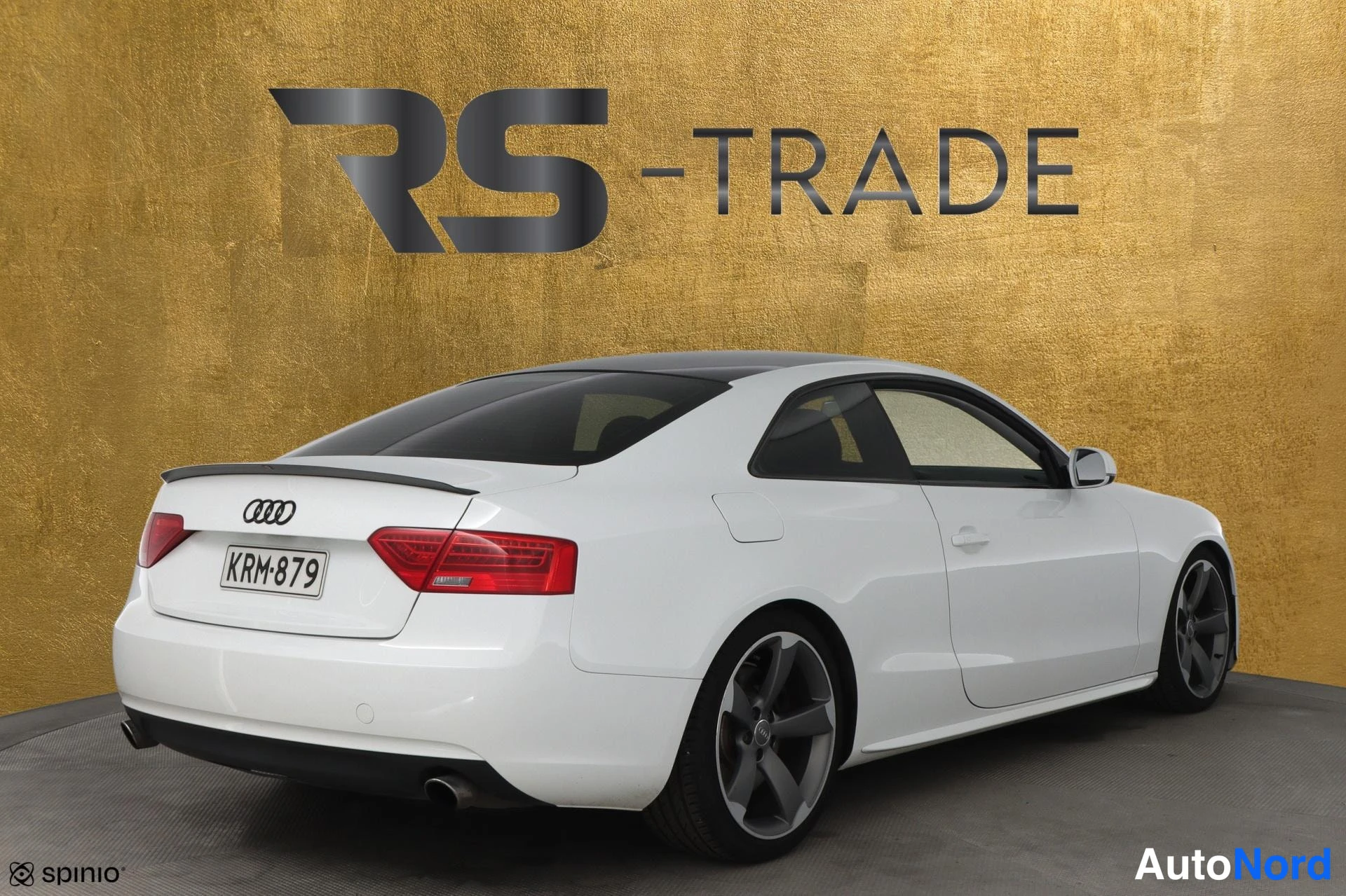 Valkoinen Audi A5 2012, takaviisto, kuva 4