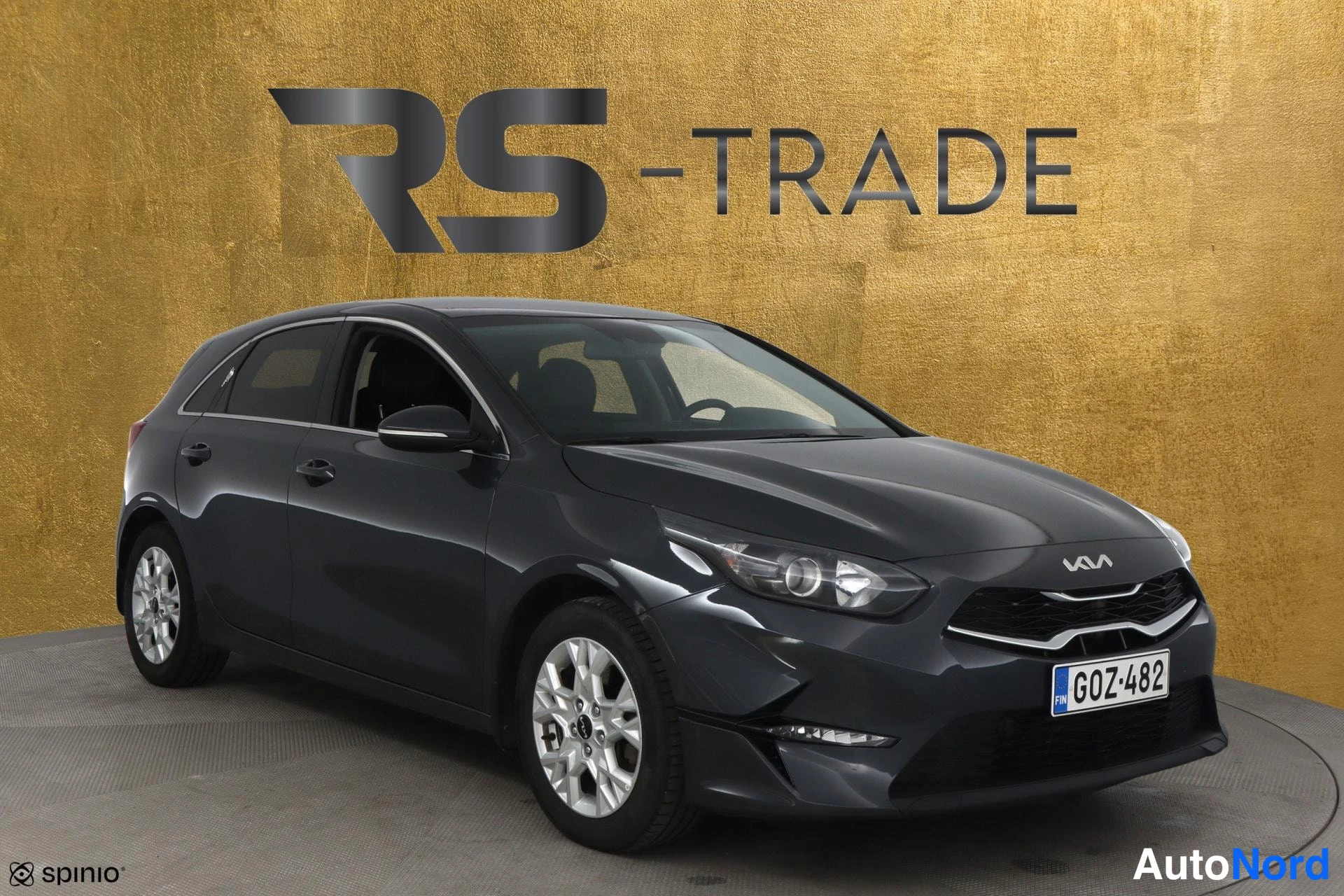 Harmaa Kia Ceed 2022, etuviisto, keula oikealle, kuva 2