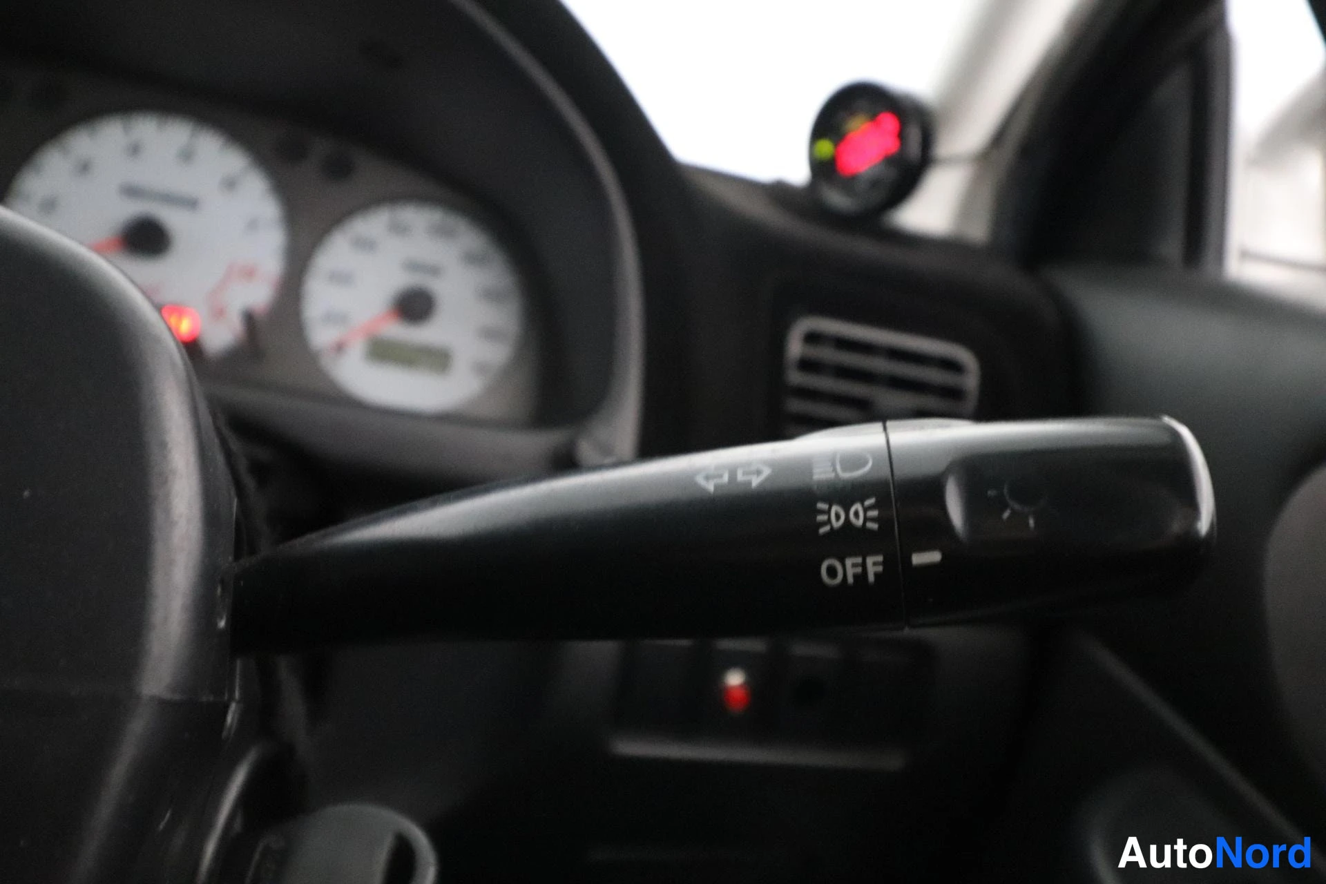 Harmaa Subaru Impreza 1999, yksityiskohta, kuva 15