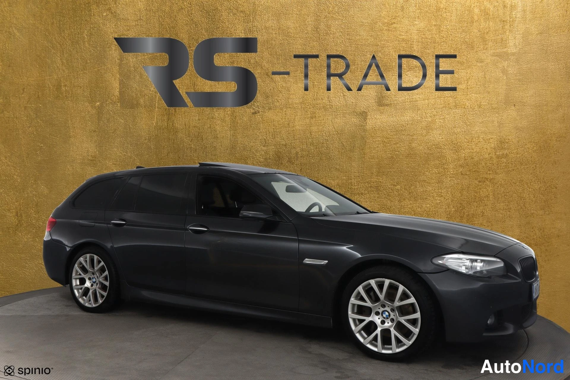 Harmaa BMW 530d xDrive 2015, etuviisto, keula oikealle, kuva 2