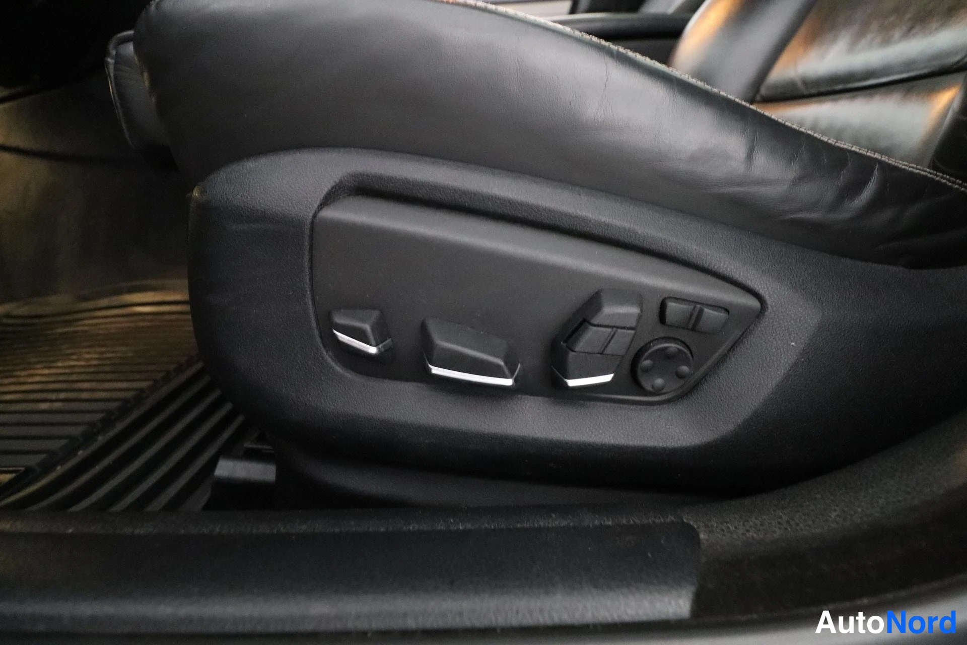 Harmaa BMW 530d xDrive 2015, yksityiskohta, kuva 14