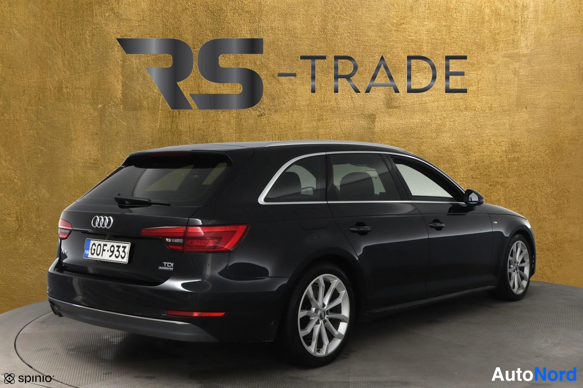 Musta Audi A4 2016, takaviisto, kuva 4