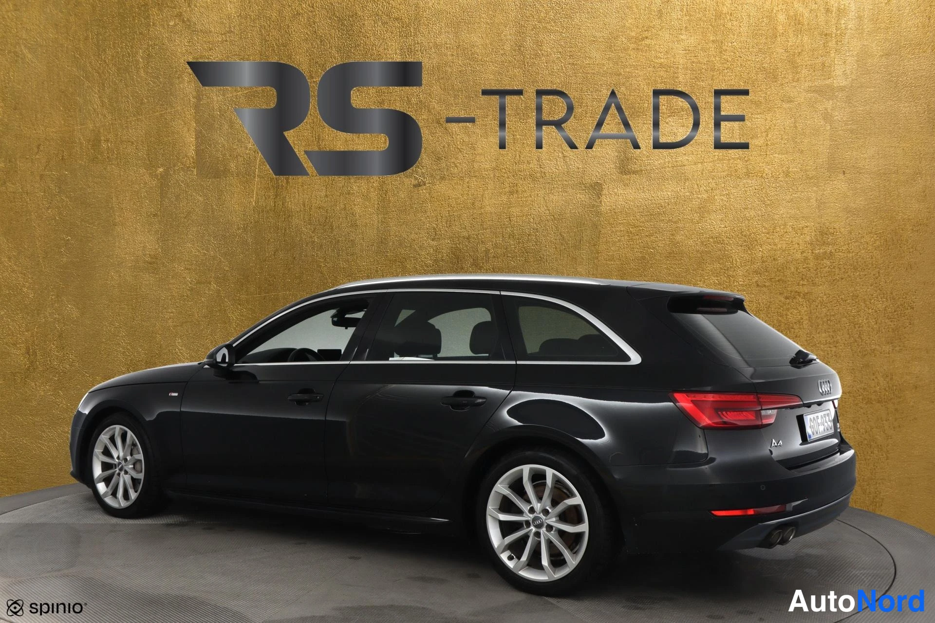 Musta Audi A4 2016, takaviisto, kuva 6