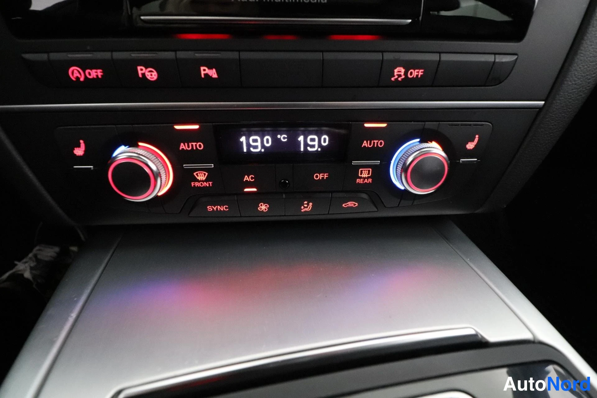 Harmaa Audi A6 2012, yksityiskohta, kuva 24