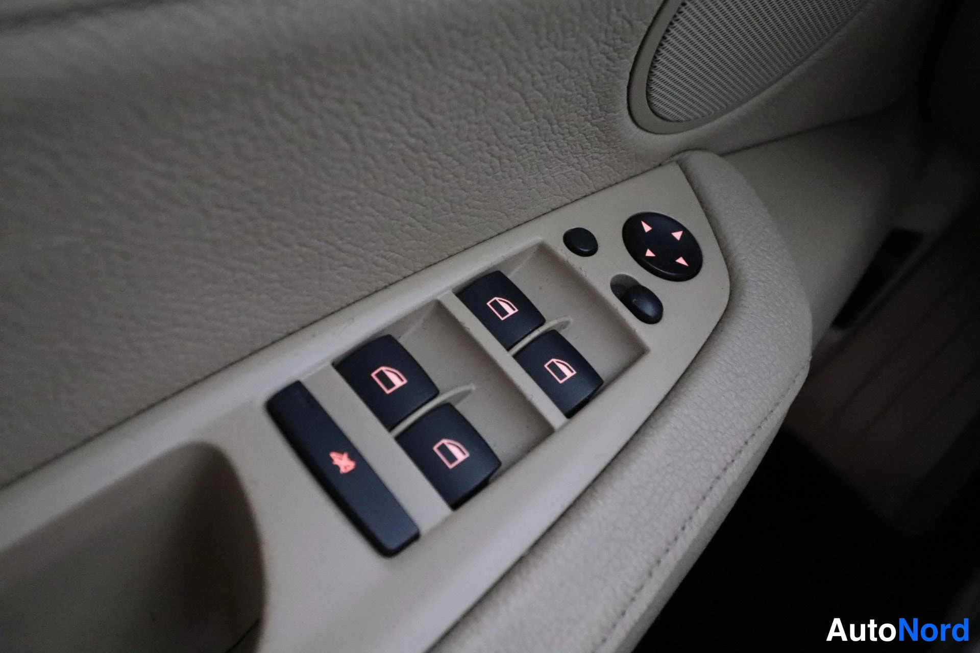 Sininen BMW X5 2007, yksityiskohta, kuva 29