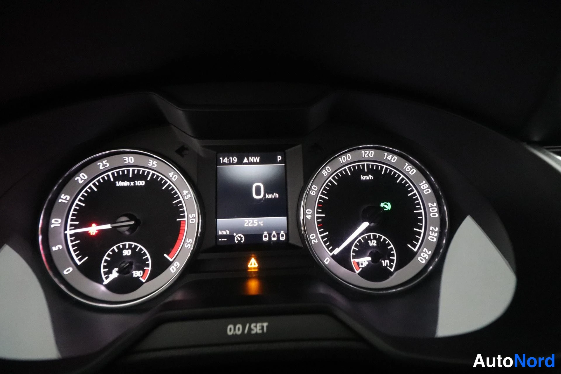 Sininen Skoda Octavia 2017, yksityiskohta, kuva 13