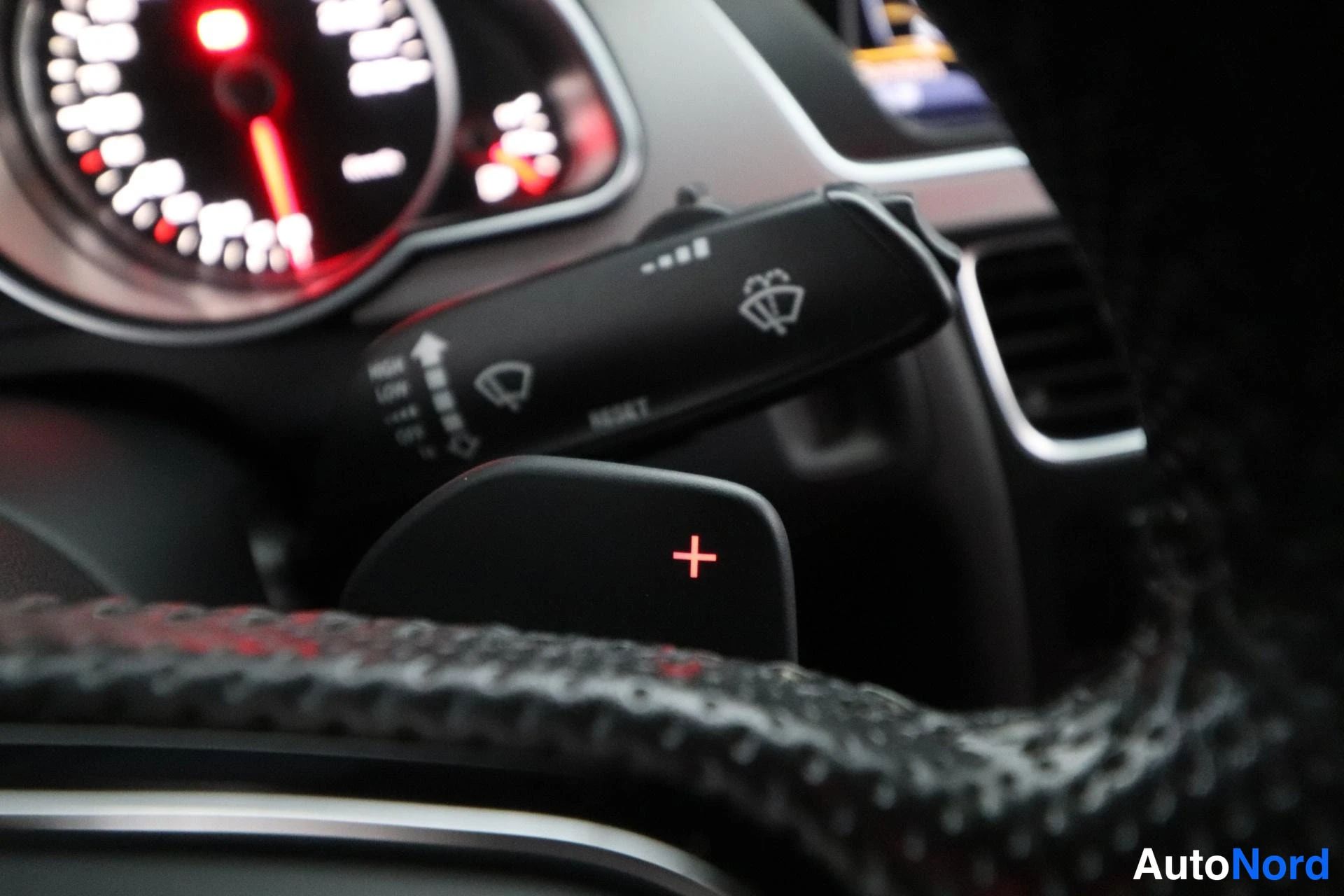 Harmaa Audi A5 2012, yksityiskohta, kuva 18