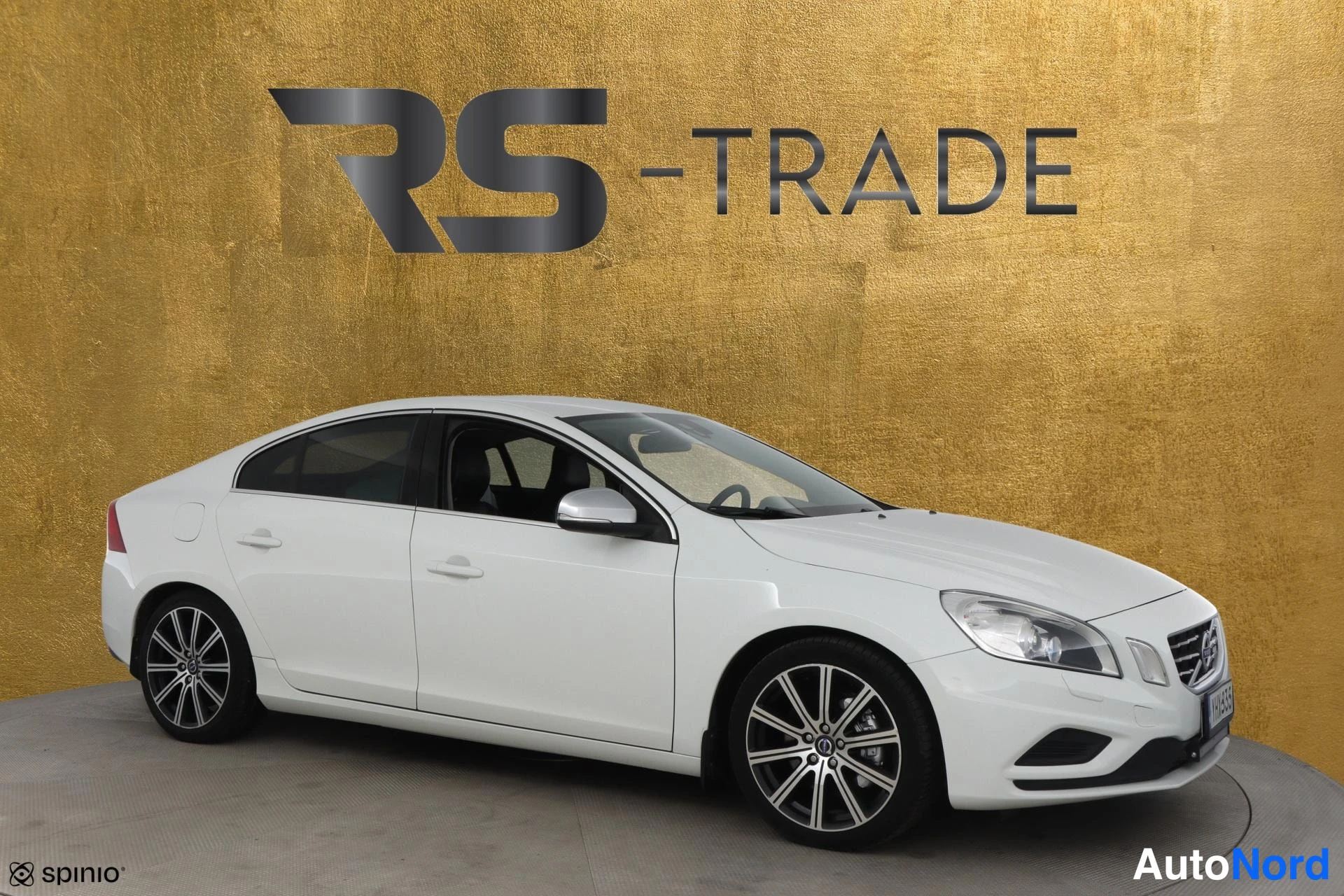 White Volvo S60 2012, front three-quarter, nose to the right, photo 2
